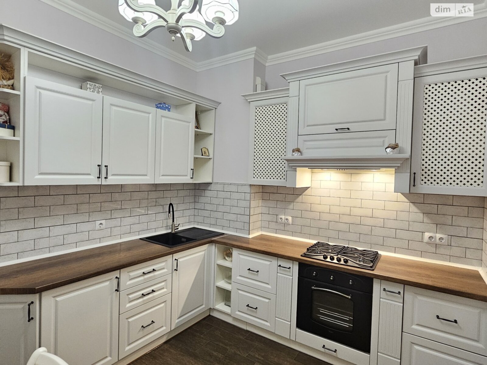 однокімнатна квартира в Хмельницькому, район Виставка, на вул. Зарічанська 3/2Б, кв. 95 в довготривалу оренду помісячно фото 1