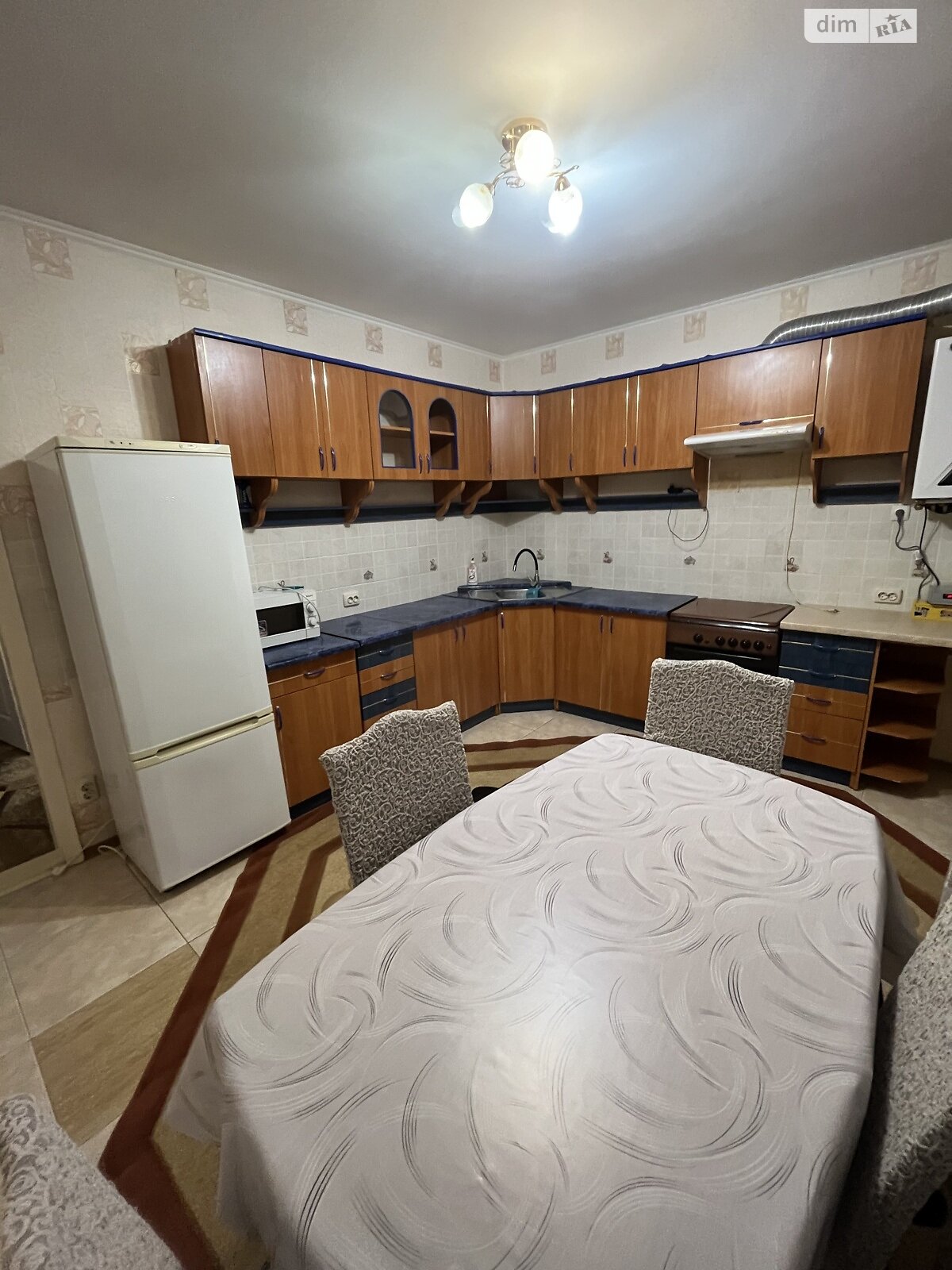 двухкомнатная квартира в Хмельницком, район Выставка, на ул. Заречанская 22/3 в аренду на долгий срок помесячно фото 1 двухкомнатная квартира в Хмельницком, район Выставка, на ул. Заречанская 22/3 в аренду на долгий срок помесячно фото 1