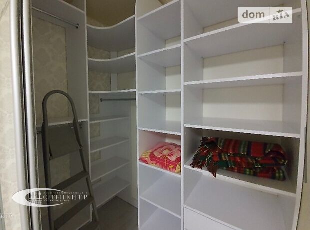 трехкомнатная квартира в Хмельницком, район Выставка, на миру Проспект в аренду на долгий срок помесячно фото 1 трехкомнатная квартира в Хмельницком, район Выставка, на миру Проспект в аренду на долгий срок помесячно фото 1