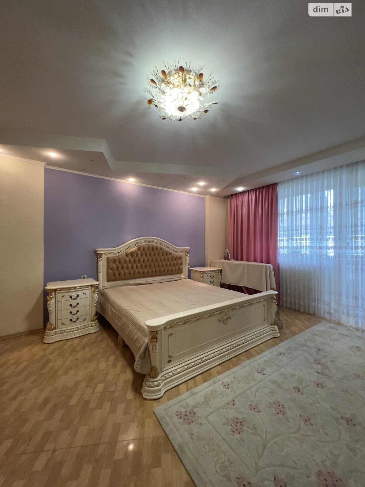 трехкомнатная квартира в Хмельницком, район Юго-Западный, на ул. Депутатская 29 в аренду на долгий срок помесячно фото 1