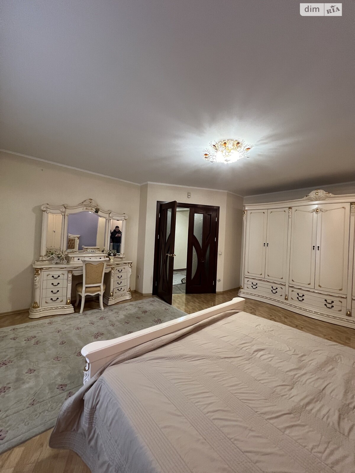 трехкомнатная квартира в Хмельницком, район Юго-Западный, на ул. Депутатская 29 в аренду на долгий срок помесячно фото 1