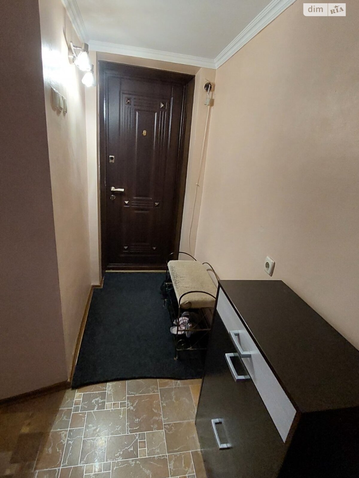 двухкомнатная квартира с мебелью в Хмельницком, район Юго-Западный, на ул. Институтская 17 в аренду на долгий срок помесячно фото 1
