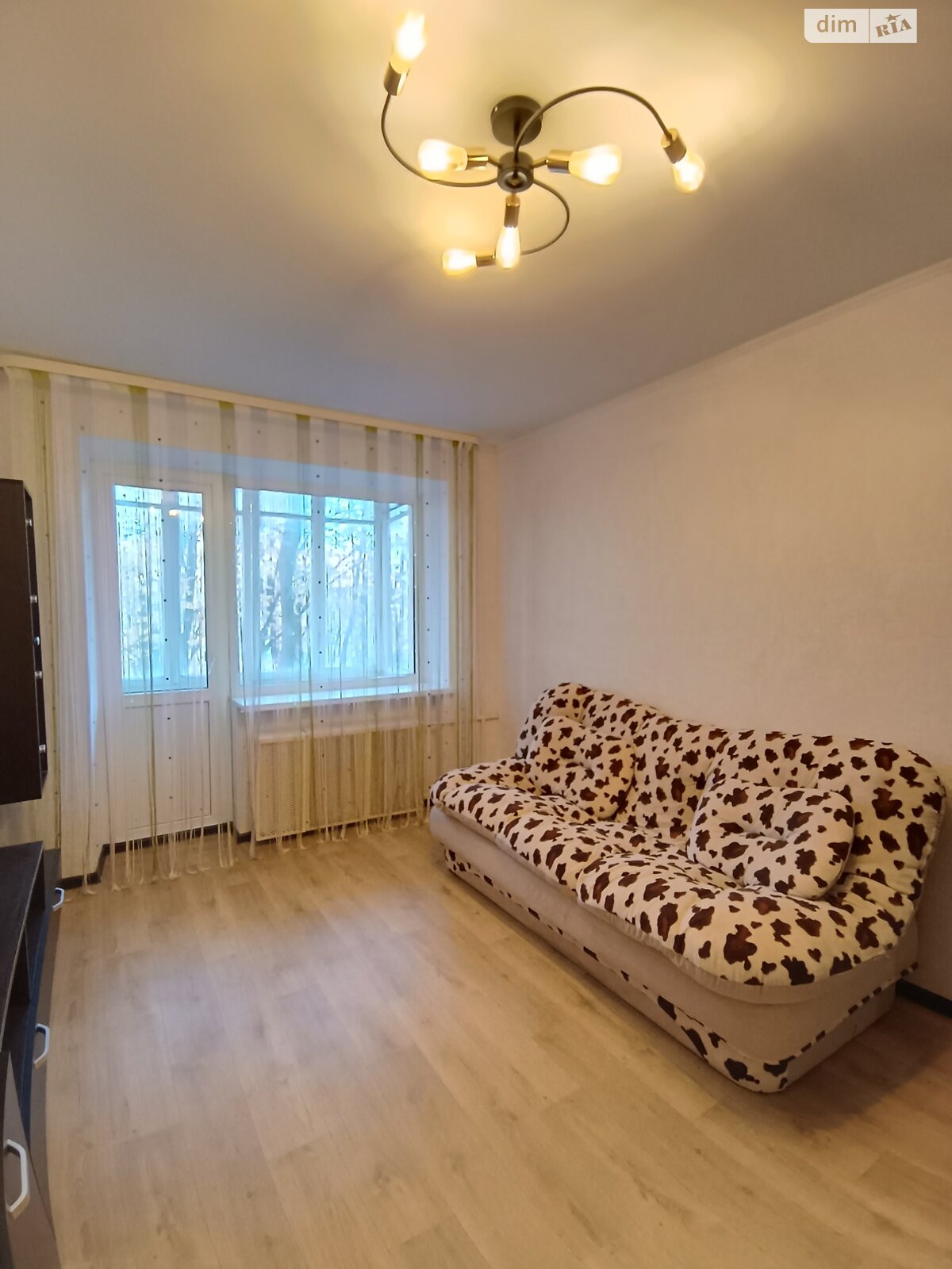 трехкомнатная квартира в Хмельницком, район Юго-Западный, на ул. Институтская в аренду на долгий срок помесячно фото 1 трехкомнатная квартира в Хмельницком, район Юго-Западный, на ул. Институтская в аренду на долгий срок помесячно фото 1