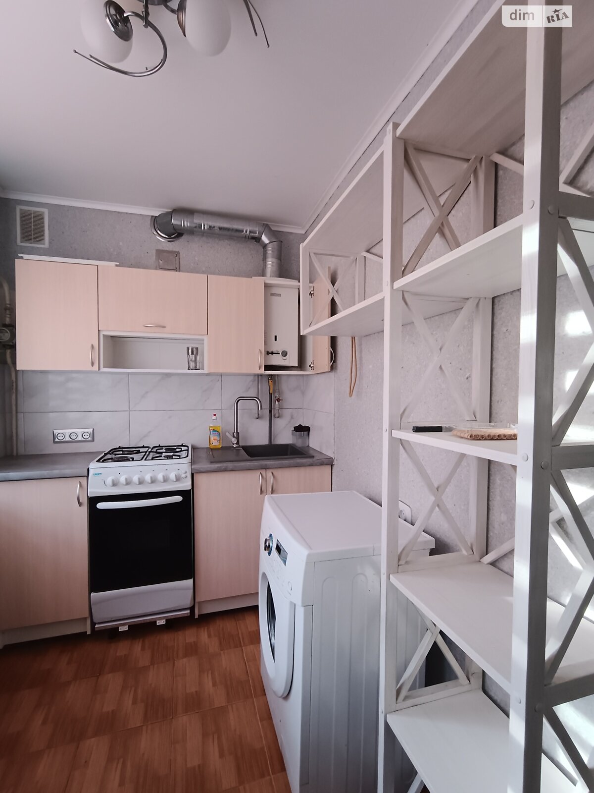 трехкомнатная квартира в Хмельницком, район Юго-Западный, на ул. Институтская в аренду на долгий срок помесячно фото 1 трехкомнатная квартира в Хмельницком, район Юго-Западный, на ул. Институтская в аренду на долгий срок помесячно фото 1