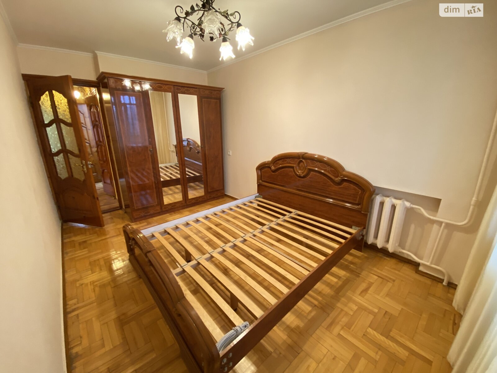 трехкомнатная квартира в Хмельницком, район Юго-Западный, на ул. Институтская 3 в аренду на долгий срок помесячно фото 1