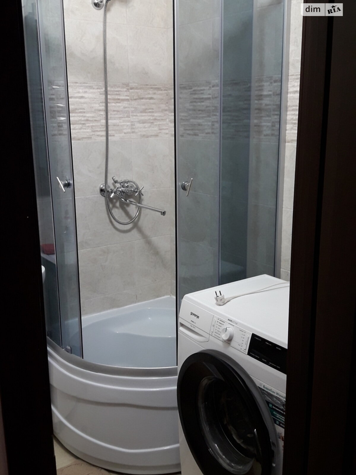 трикімнатна квартира в Хмельницькому, район Південно-Західний, на вул. Івана Пулюя в довготривалу оренду помісячно фото 1