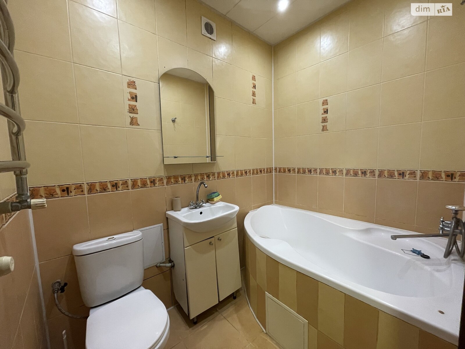 однокомнатная квартира в Хмельницком, район Юго-Западный, на ул. Ивана Пулюя в аренду на долгий срок помесячно фото 1 однокомнатная квартира в Хмельницком, район Юго-Западный, на ул. Ивана Пулюя в аренду на долгий срок помесячно фото 1