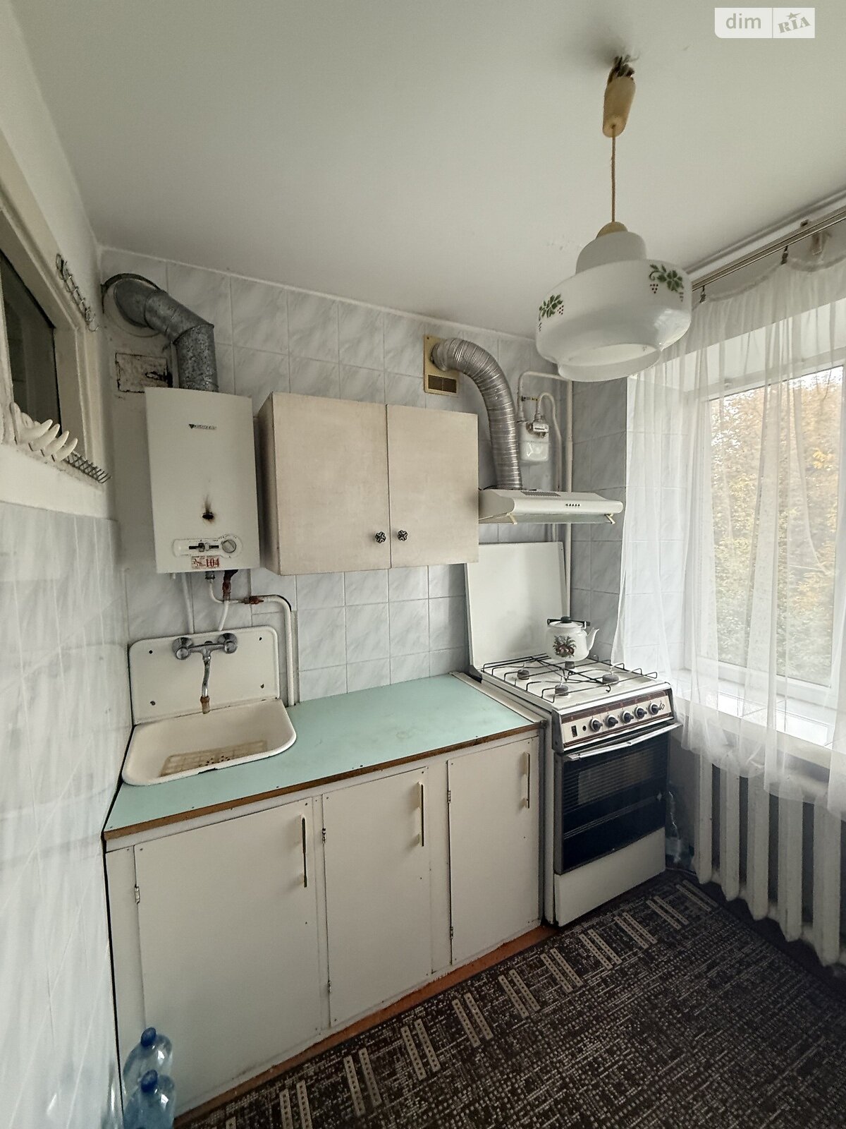 трикімнатна квартира в Хмельницькому, район Південно-Західний, на вул. Молодіжна 5 в довготривалу оренду помісячно фото 1 трикімнатна квартира в Хмельницькому, район Південно-Західний, на вул. Молодіжна 5 в довготривалу оренду помісячно фото 1