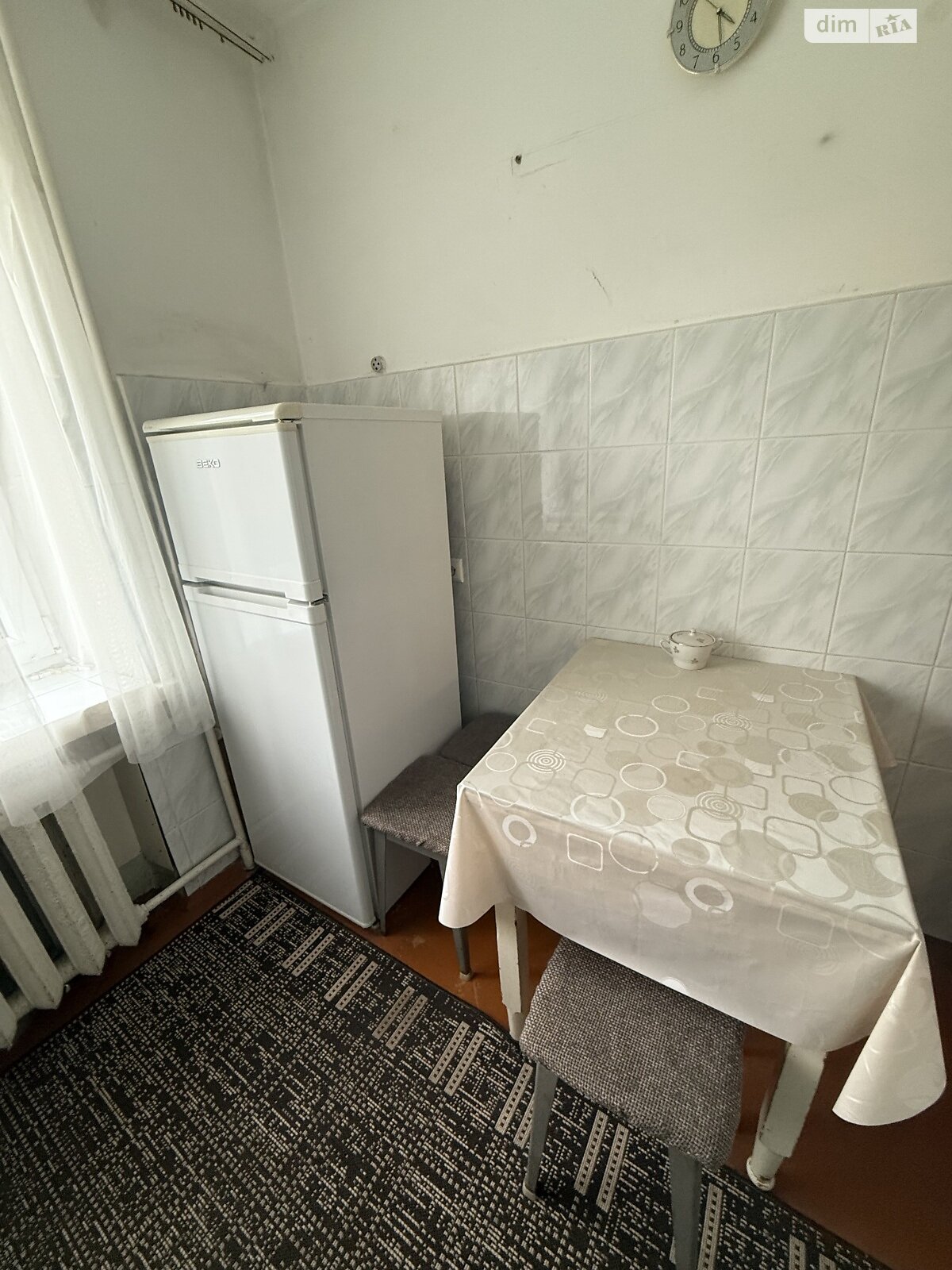 трикімнатна квартира в Хмельницькому, район Південно-Західний, на вул. Молодіжна 5 в довготривалу оренду помісячно фото 1 трикімнатна квартира в Хмельницькому, район Південно-Західний, на вул. Молодіжна 5 в довготривалу оренду помісячно фото 1