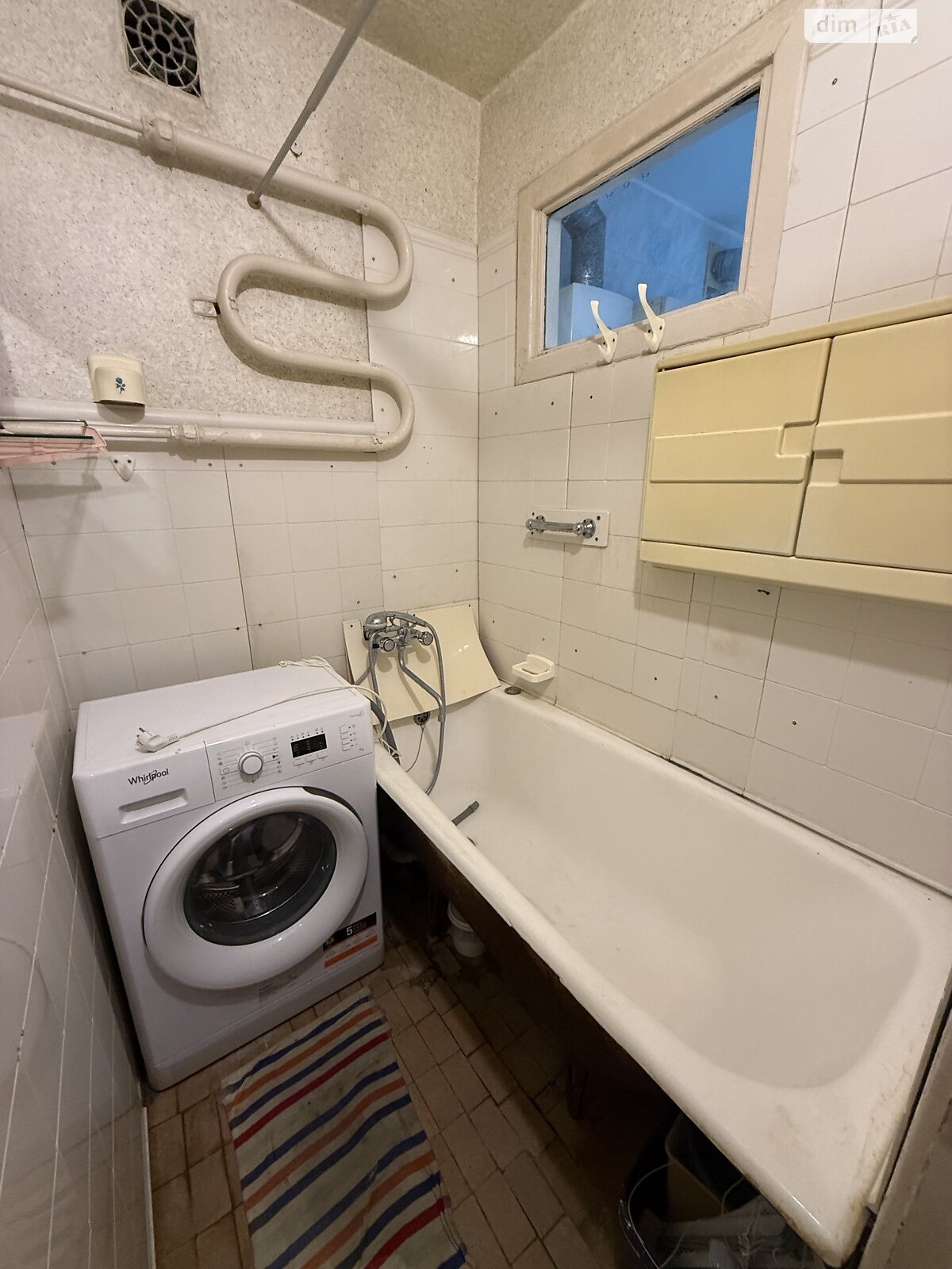 трикімнатна квартира в Хмельницькому, район Південно-Західний, на вул. Молодіжна 5 в довготривалу оренду помісячно фото 1 трикімнатна квартира в Хмельницькому, район Південно-Західний, на вул. Молодіжна 5 в довготривалу оренду помісячно фото 1