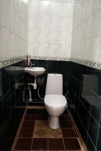 трехкомнатная квартира в Хмельницком, район Юго-Западный, на ул. Олега Ольжича 16 в аренду на долгий срок помесячно фото 2