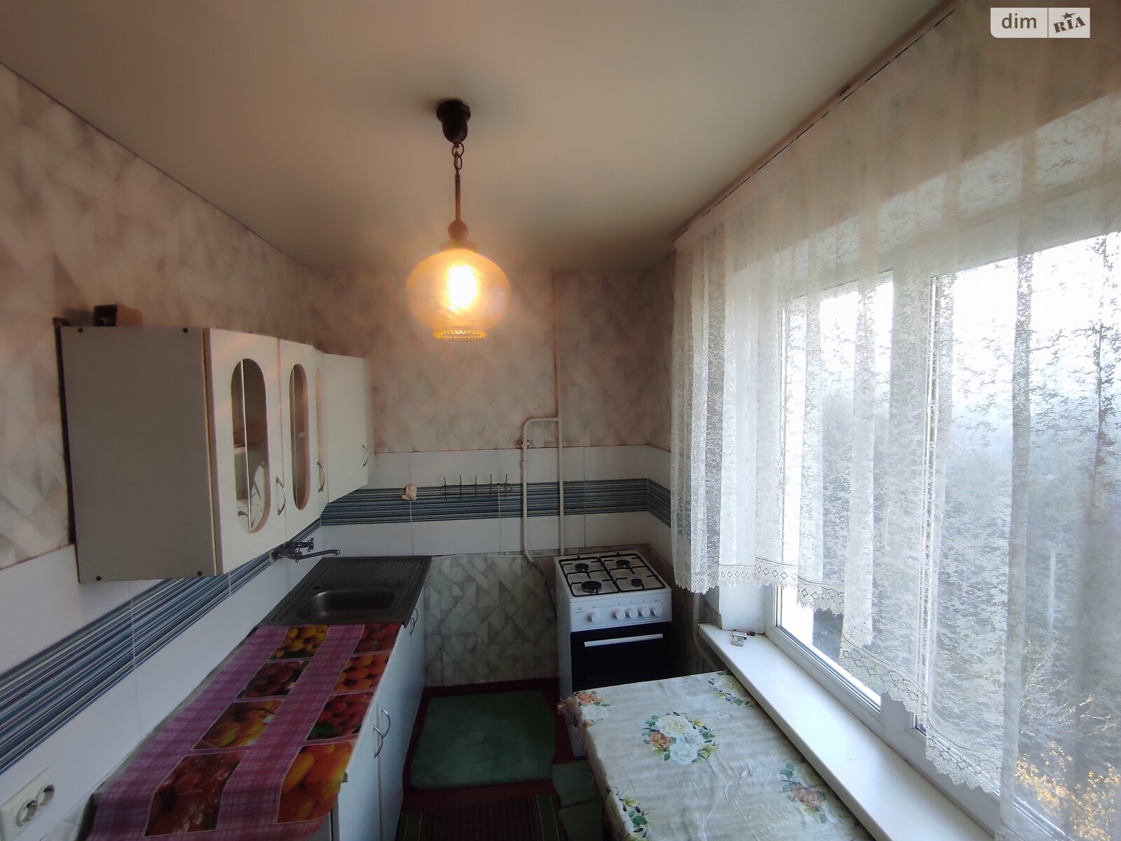 однокімнатна квартира з меблями в Хмельницькому, район Південно-Західний, на вул. Тернопільська в довготривалу оренду помісячно фото 1