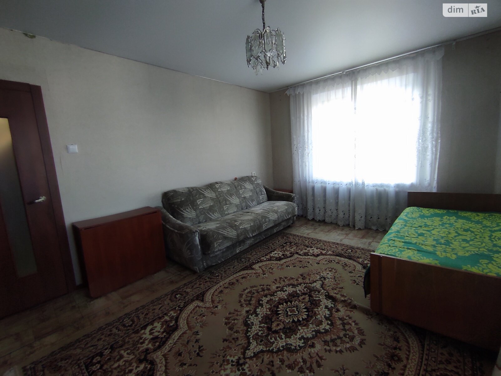 однокімнатна квартира з меблями в Хмельницькому, район Південно-Західний, на вул. Тернопільська в довготривалу оренду помісячно фото 1