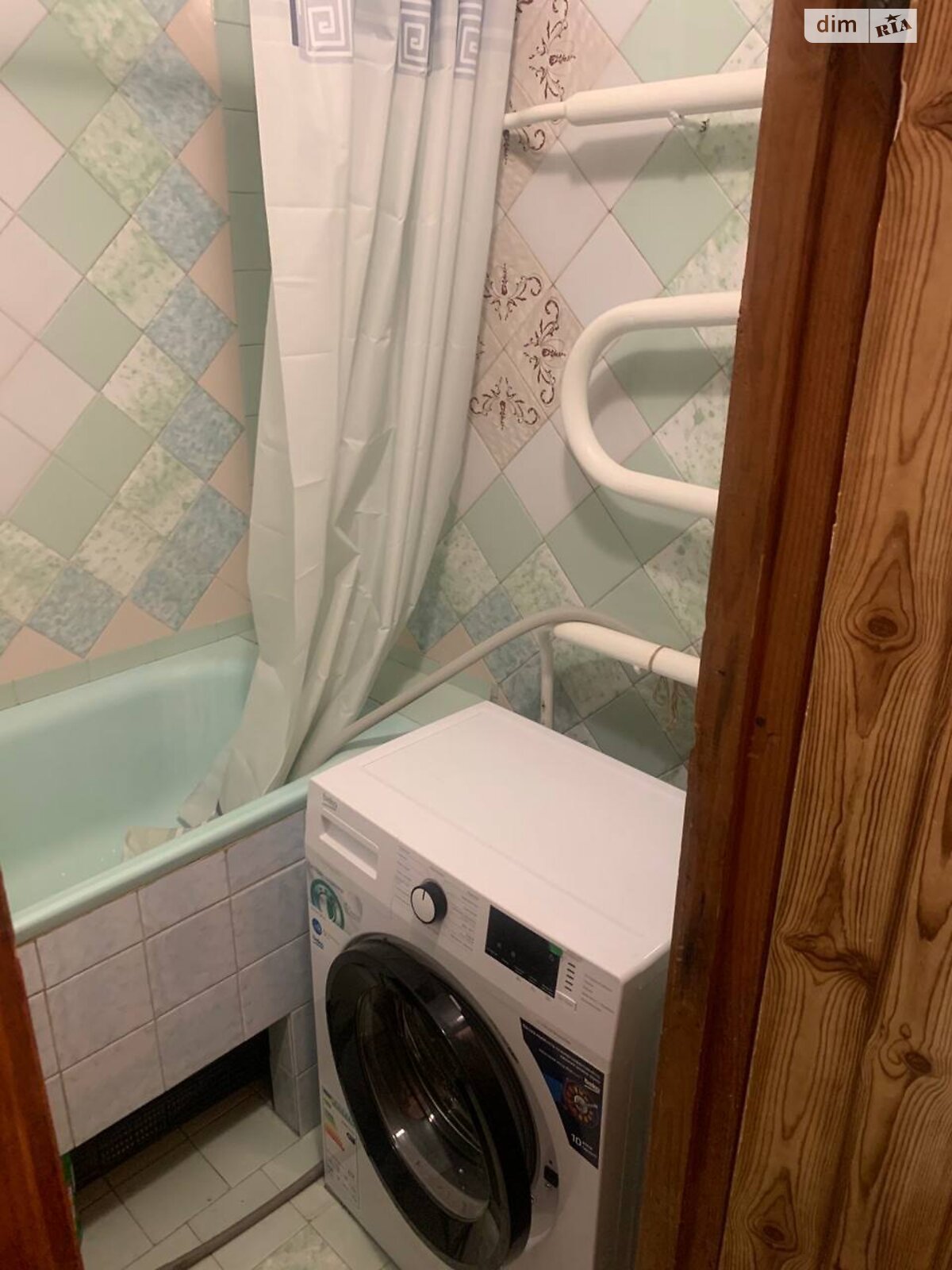 двухкомнатная квартира в Хмельницком, район Юго-Западный, на ул. Вышиваного Василия 13/2 в аренду на долгий срок помесячно фото 1 двухкомнатная квартира в Хмельницком, район Юго-Западный, на ул. Вышиваного Василия 13/2 в аренду на долгий срок помесячно фото 1