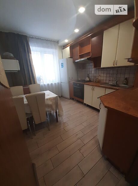 двокімнатна квартира в Хмельницькому, район Загот Зерно, на вул. Пілотська в довготривалу оренду помісячно фото 1 двокімнатна квартира в Хмельницькому, район Загот Зерно, на вул. Пілотська в довготривалу оренду помісячно фото 1