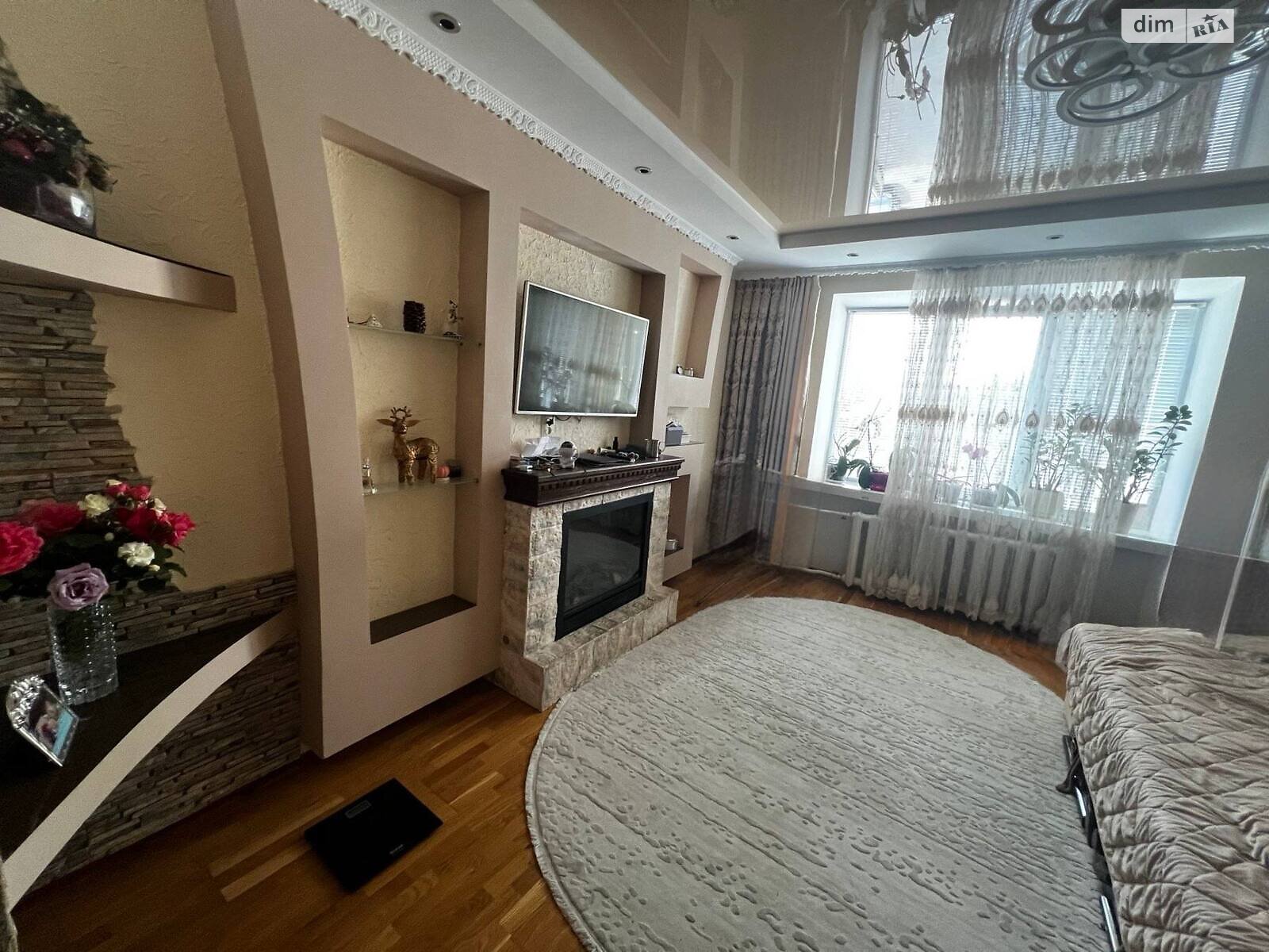 четырехкомнатная квартира в Хмельницком, район Загот Зерно, на ул. Трудовая 17 в аренду на долгий срок помесячно фото 1 четырехкомнатная квартира в Хмельницком, район Загот Зерно, на ул. Трудовая 17 в аренду на долгий срок помесячно фото 1