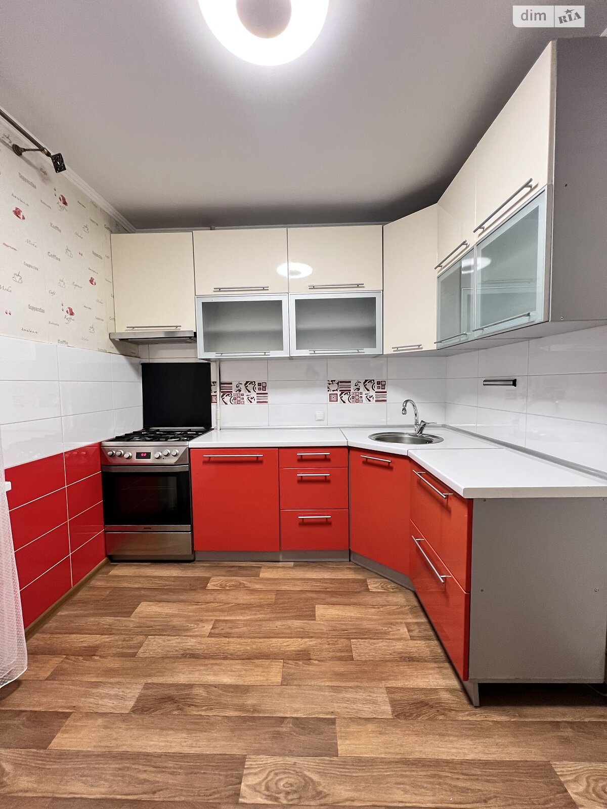 четырехкомнатная квартира в Хмельницком, район Загот Зерно, на ул. Трудовая 17 в аренду на долгий срок помесячно фото 1 четырехкомнатная квартира в Хмельницком, район Загот Зерно, на ул. Трудовая 17 в аренду на долгий срок помесячно фото 1