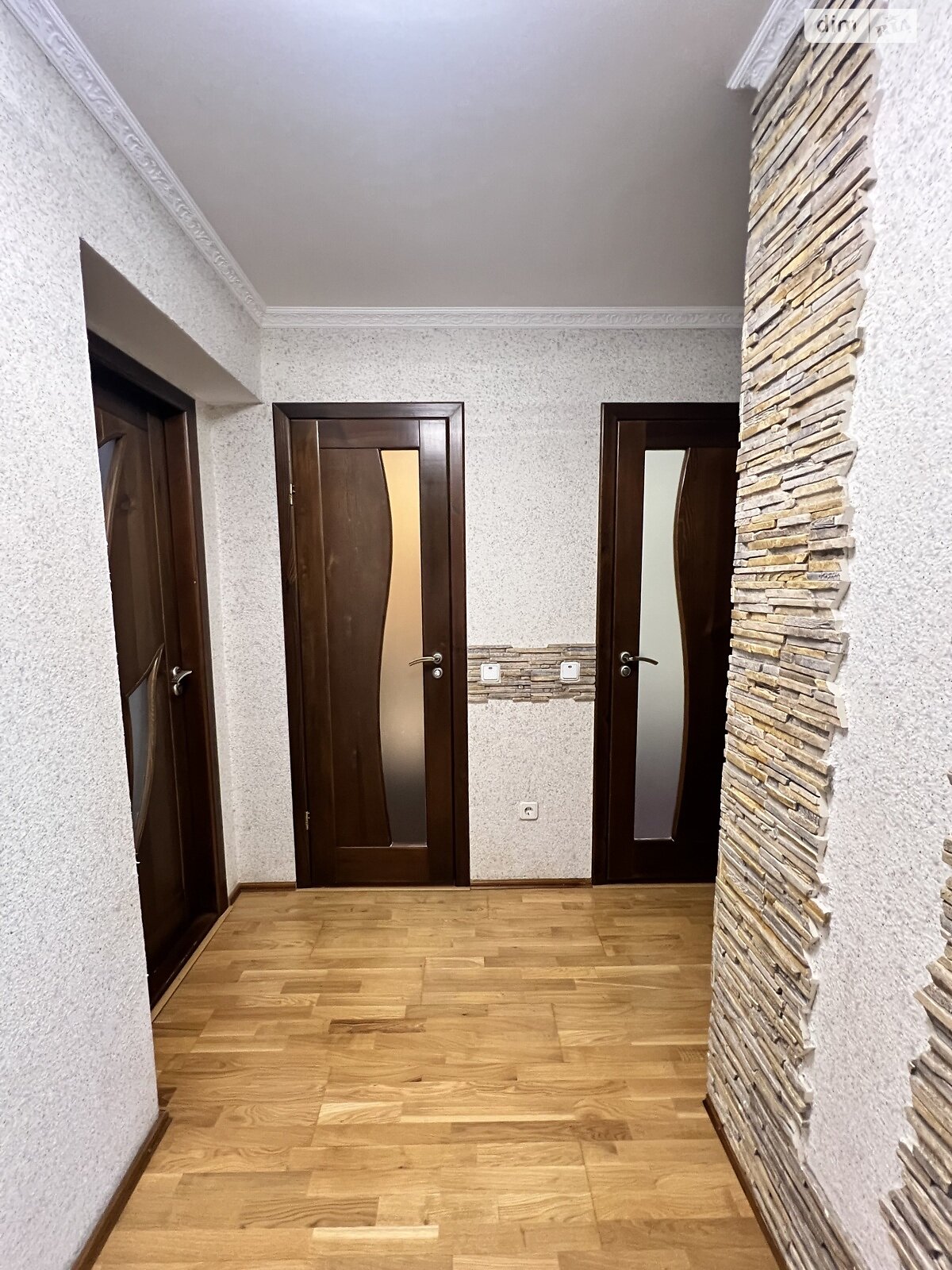 четырехкомнатная квартира в Хмельницком, район Загот Зерно, на ул. Трудовая 17 в аренду на долгий срок помесячно фото 1 четырехкомнатная квартира в Хмельницком, район Загот Зерно, на ул. Трудовая 17 в аренду на долгий срок помесячно фото 1