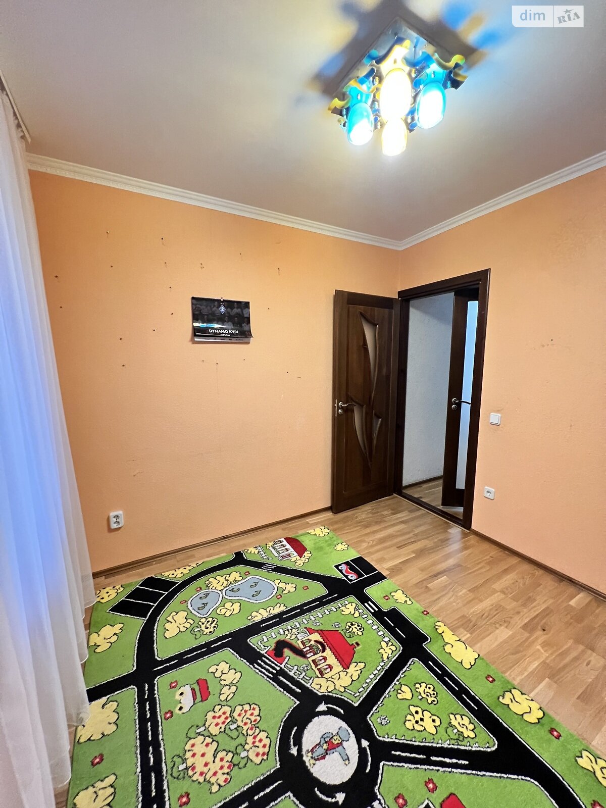 четырехкомнатная квартира в Хмельницком, район Загот Зерно, на ул. Трудовая 17 в аренду на долгий срок помесячно фото 1 четырехкомнатная квартира в Хмельницком, район Загот Зерно, на ул. Трудовая 17 в аренду на долгий срок помесячно фото 1