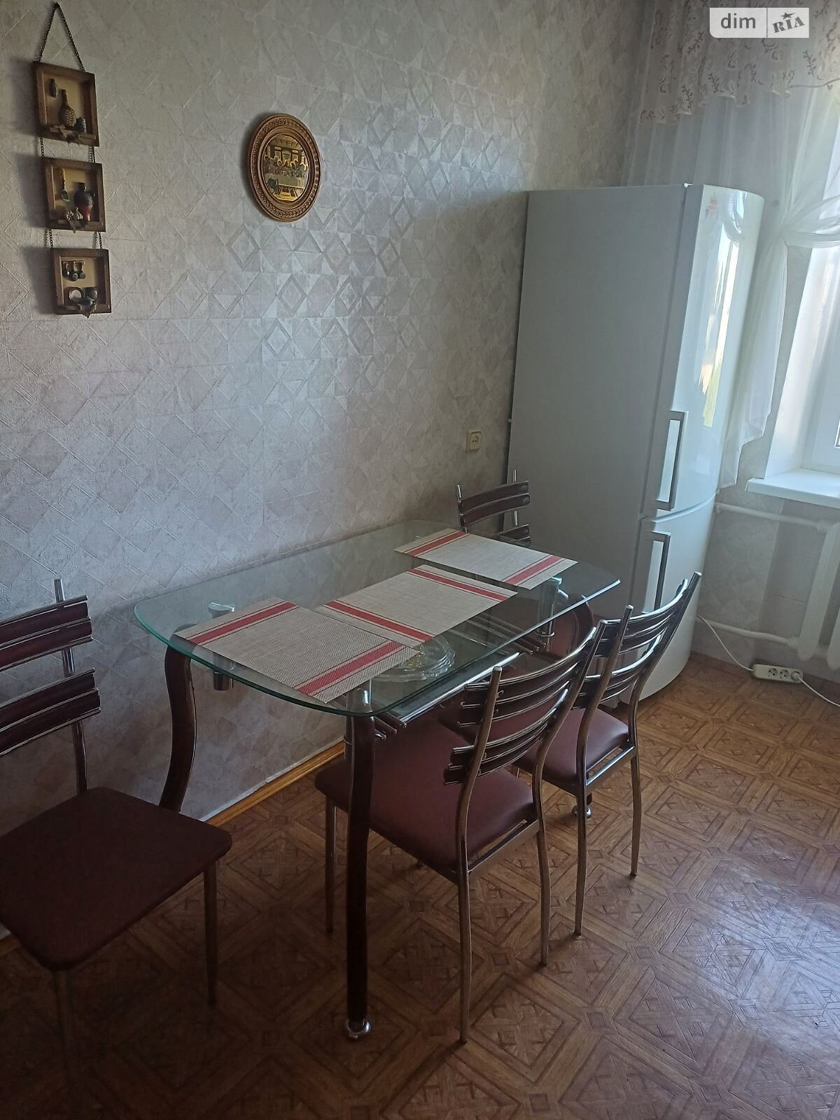 трикімнатна квартира в Хмельницькому, район Заріччя, на вул. Мазура Миколи 24 в довготривалу оренду помісячно фото 1 трикімнатна квартира в Хмельницькому, район Заріччя, на вул. Мазура Миколи 24 в довготривалу оренду помісячно фото 1