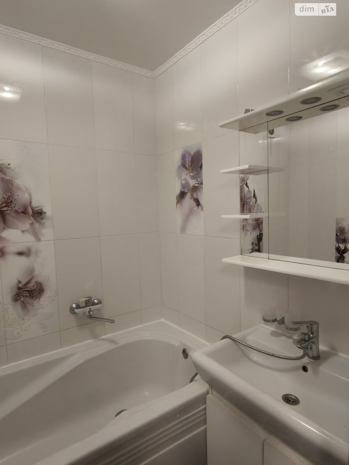 двухкомнатная квартира в Хмельницком, район Заречье, на ул. Мазура Николая 24/2 в аренду на долгий срок помесячно фото 1 двухкомнатная квартира в Хмельницком, район Заречье, на ул. Мазура Николая 24/2 в аренду на долгий срок помесячно фото 1