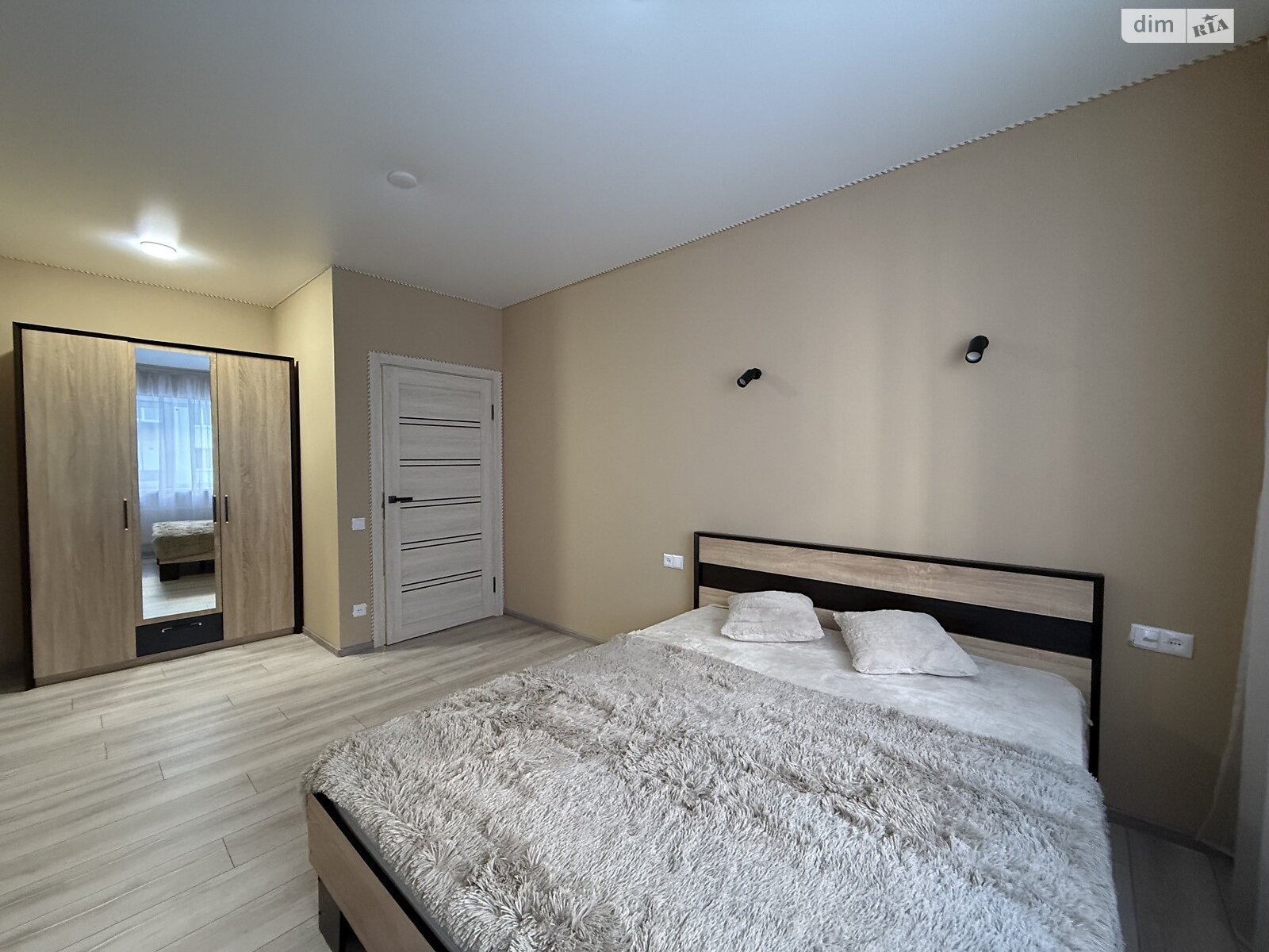 двухкомнатная квартира в Хмельницком, район Заречье, на ул. Нижняя Береговая 2/2Е в аренду на долгий срок помесячно фото 1