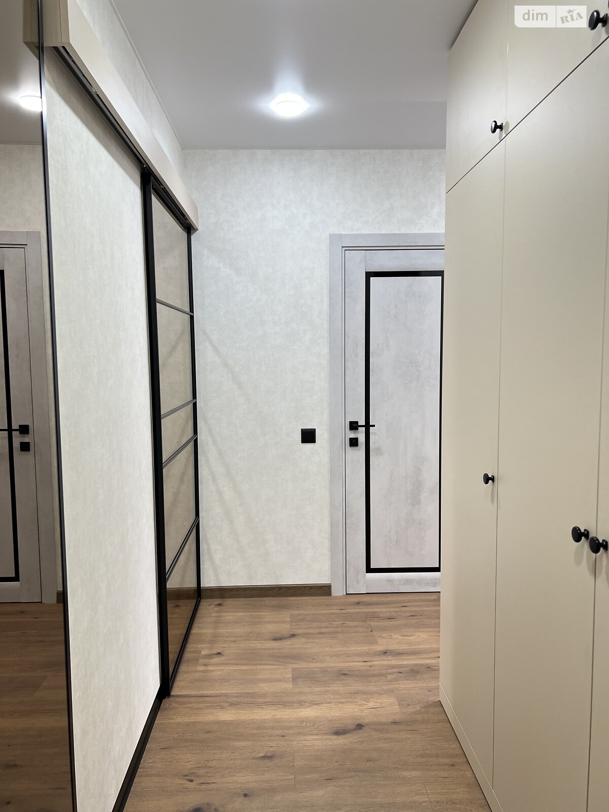 однокімнатна квартира в Хмельницькому, район Центр, на вул. Проскурівського Підпілля 165Ж в довготривалу оренду помісячно фото 1 однокімнатна квартира в Хмельницькому, район Центр, на вул. Проскурівського Підпілля 165Ж в довготривалу оренду помісячно фото 1