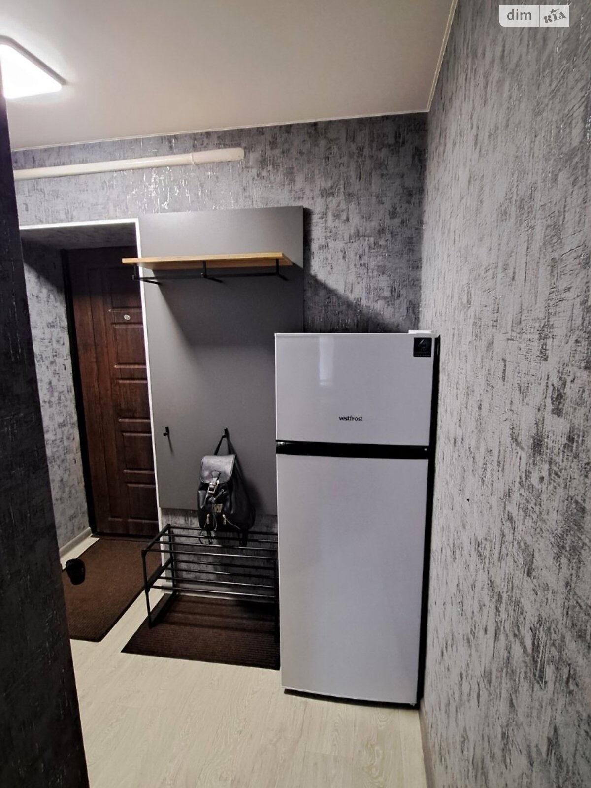 однокімнатна квартира в Хмельницькому, район Центр, на вул. Володимирська 110 в довготривалу оренду помісячно фото 1