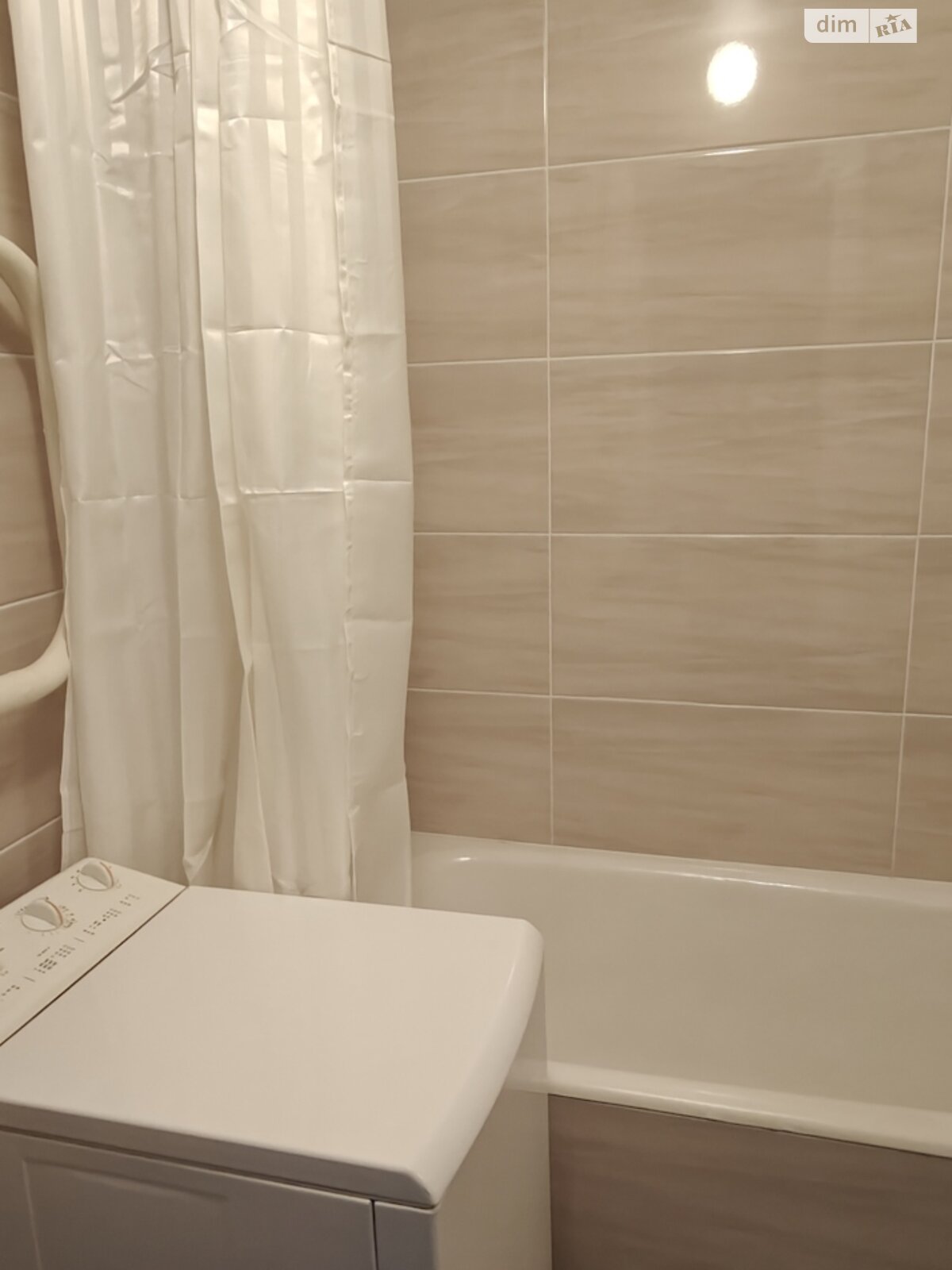 двокімнатна квартира в Хмельницькому, район Центр, на вул. Завадського в довготривалу оренду помісячно фото 1 двокімнатна квартира в Хмельницькому, район Центр, на вул. Завадського в довготривалу оренду помісячно фото 1