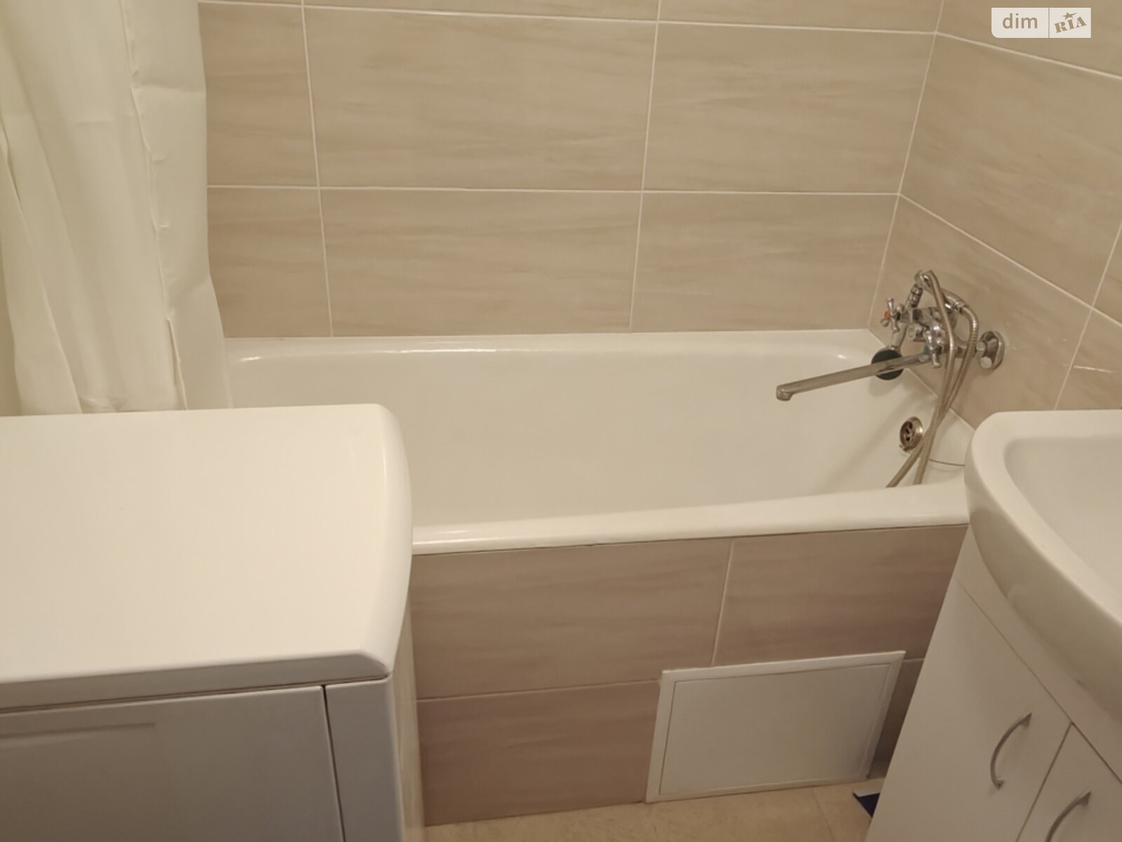 двокімнатна квартира в Хмельницькому, район Центр, на вул. Завадського в довготривалу оренду помісячно фото 1 двокімнатна квартира в Хмельницькому, район Центр, на вул. Завадського в довготривалу оренду помісячно фото 1