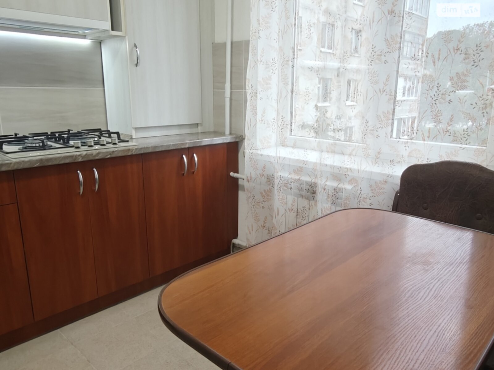 двокімнатна квартира в Хмельницькому, район Центр, на вул. Завадського в довготривалу оренду помісячно фото 1 двокімнатна квартира в Хмельницькому, район Центр, на вул. Завадського в довготривалу оренду помісячно фото 1