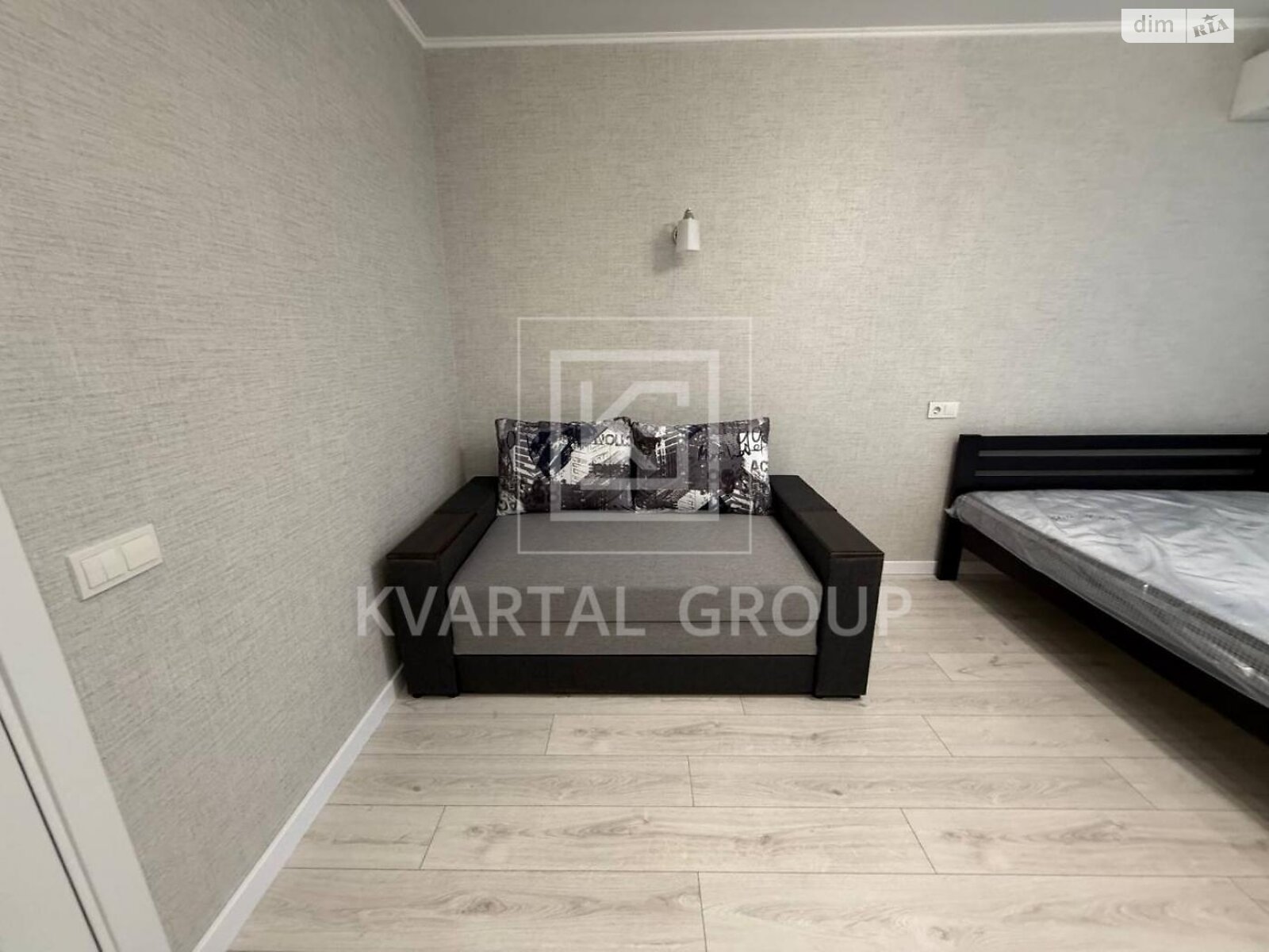 однокомнатная квартира в Ирпене, район Ирпень, на ул. Демьяна Попова 26 в аренду на долгий срок помесячно фото 1