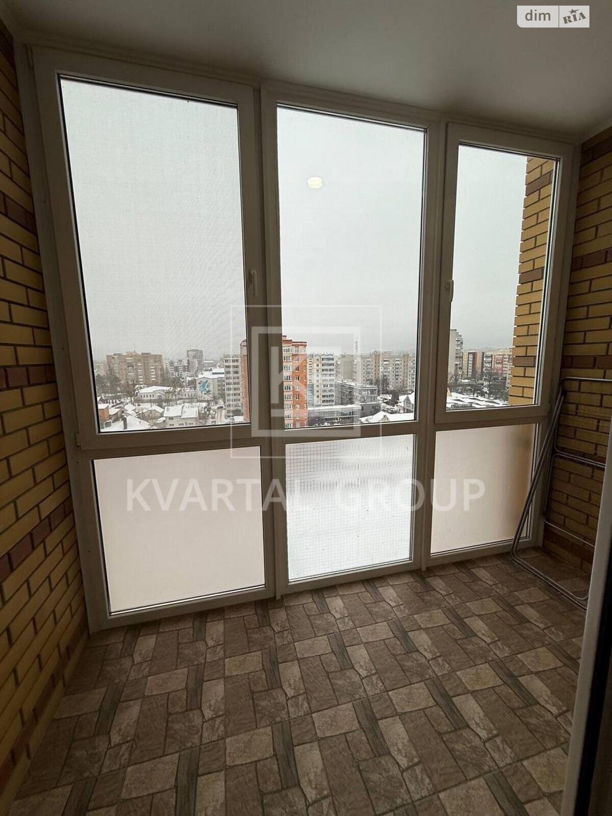 однокомнатная квартира в Ирпене, район Ирпень, на ул. Демьяна Попова 26 в аренду на долгий срок помесячно фото 1