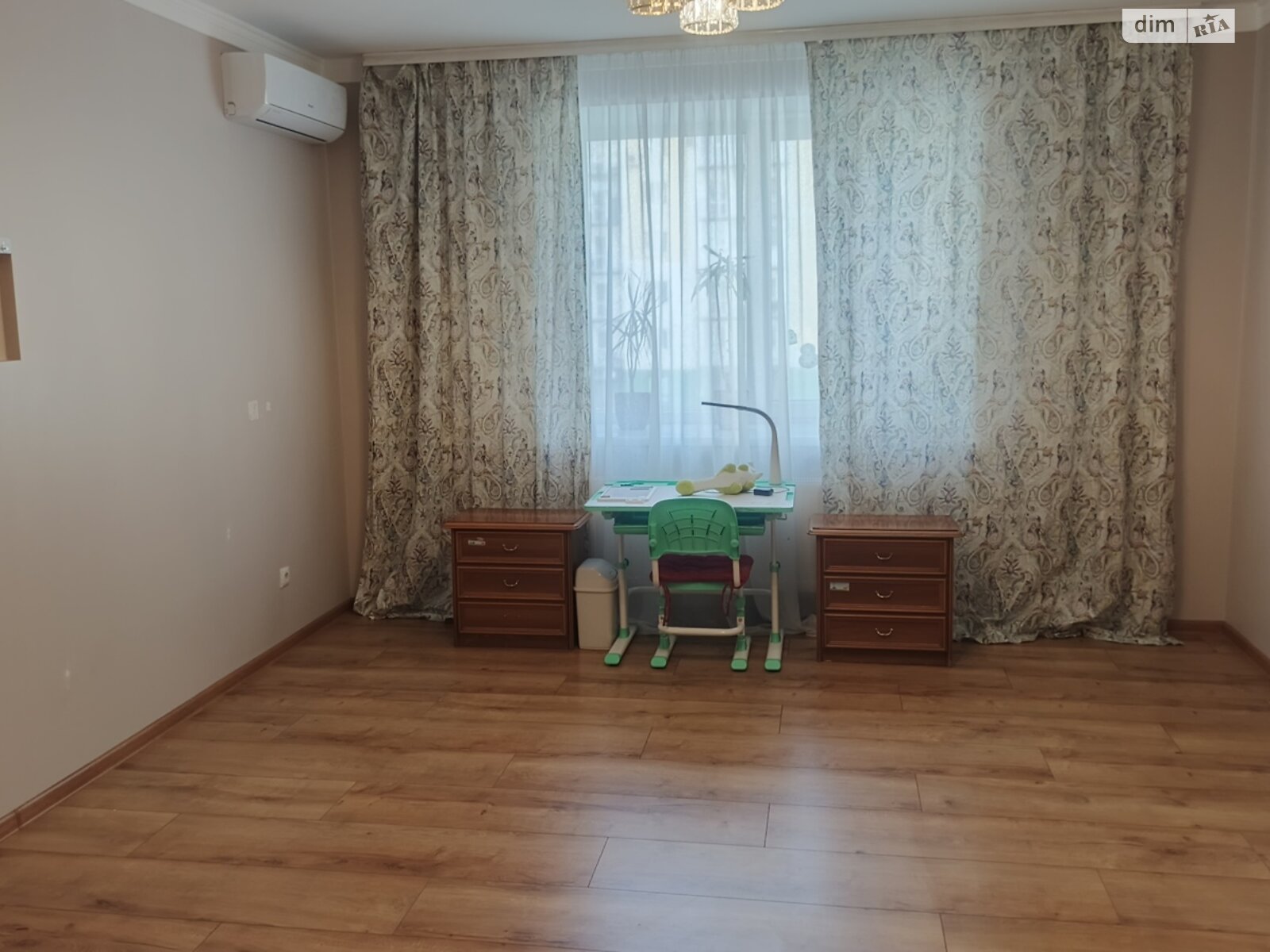 трикімнатна квартира в Івано-Франківську, район Арсенал, на вул. Національної Гвардії 14М в довготривалу оренду помісячно фото 1