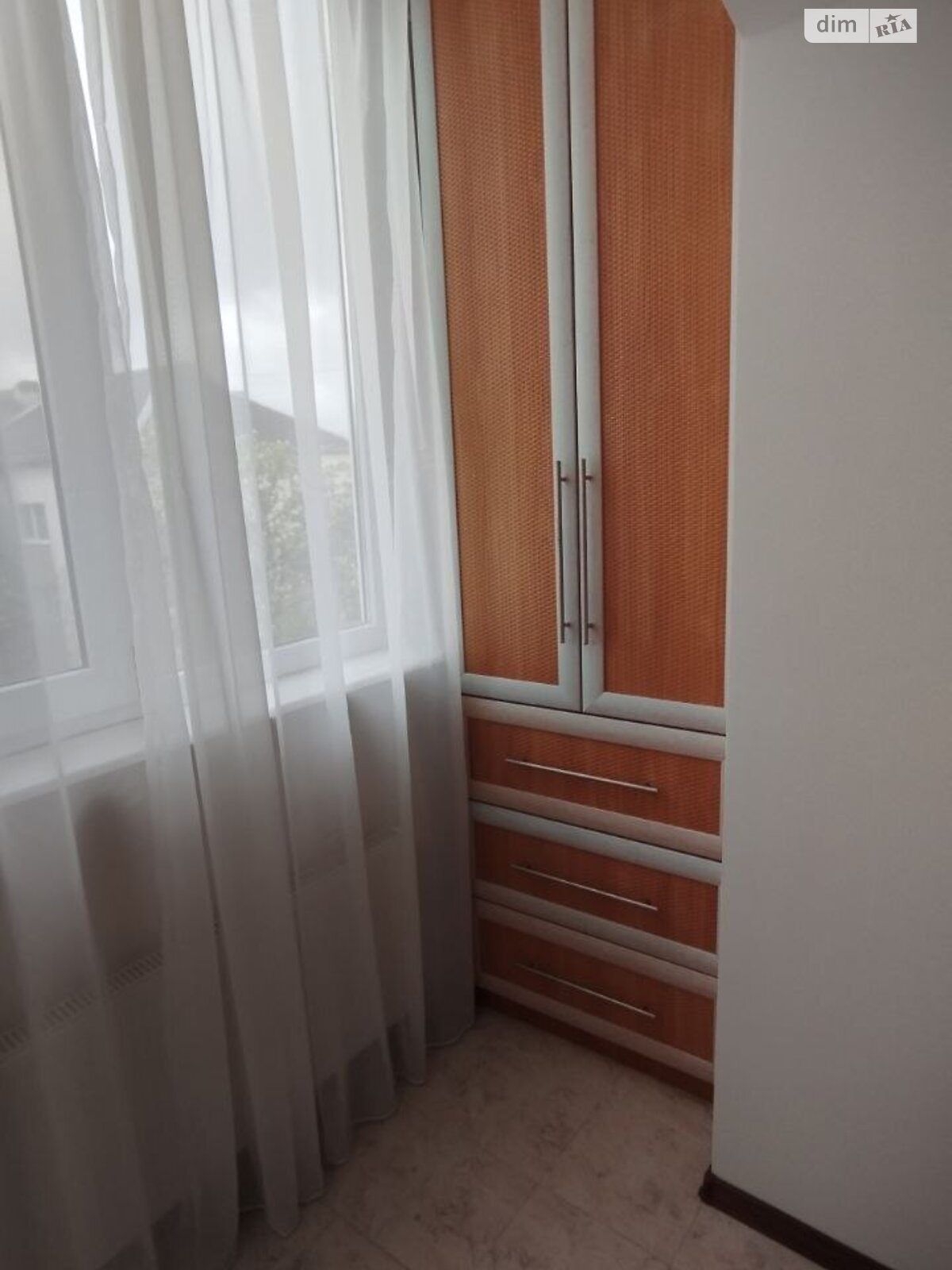 двокімнатна квартира в Івано-Франківську, район Арсенал, на вул. Військова 2, кв. 50 в довготривалу оренду помісячно фото 1 двокімнатна квартира в Івано-Франківську, район Арсенал, на вул. Військова 2, кв. 50 в довготривалу оренду помісячно фото 1