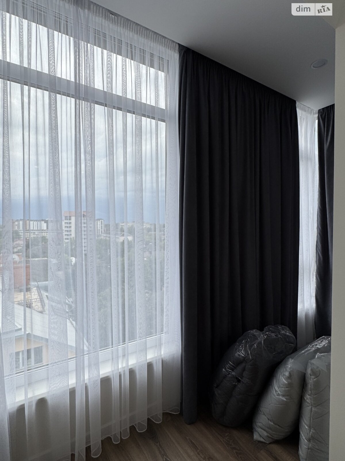 однокомнатная квартира в Ивано-Франковске, район Арсенал, на ул. Волошина Августина 2А в аренду на долгий срок помесячно фото 1