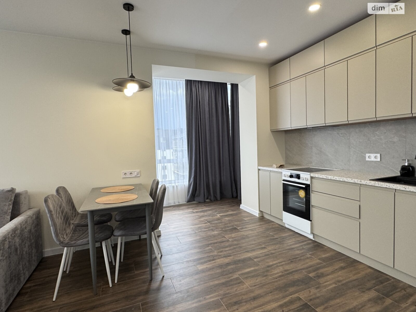 однокомнатная квартира в Ивано-Франковске, район Арсенал, на ул. Волошина Августина 2А в аренду на долгий срок помесячно фото 1