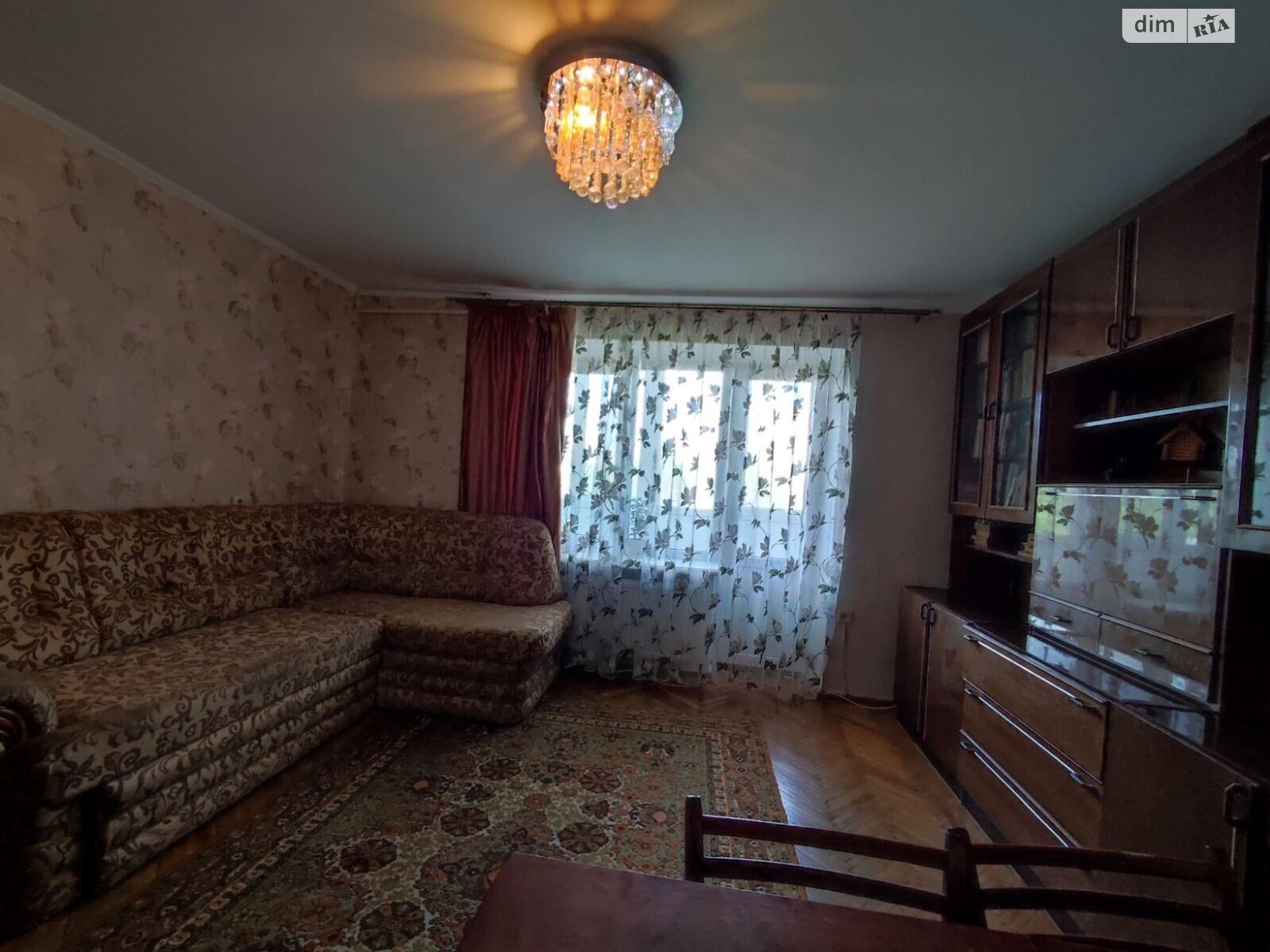 трикімнатна квартира в Івано-Франківську, район Арсенал, на вул. В’ячеслава Чорновола 115 в довготривалу оренду помісячно фото 1