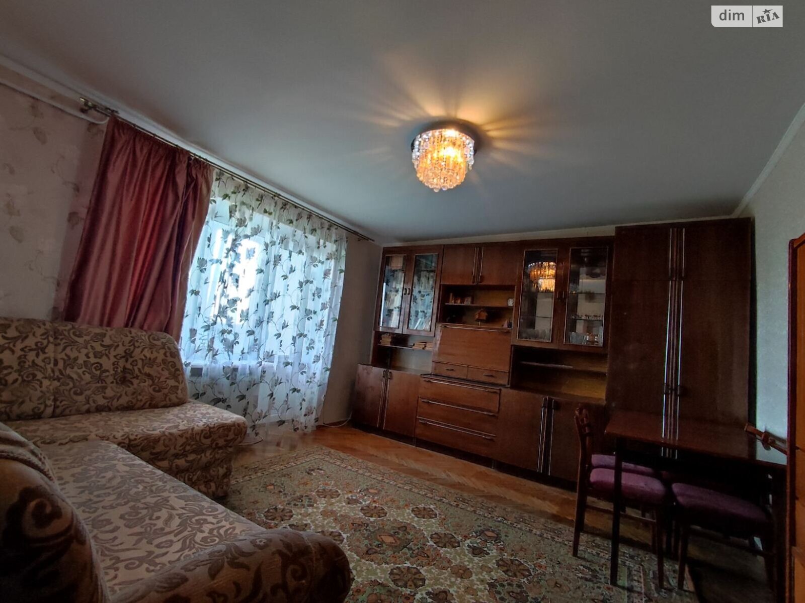 трикімнатна квартира в Івано-Франківську, район Арсенал, на вул. В’ячеслава Чорновола 115 в довготривалу оренду помісячно фото 1