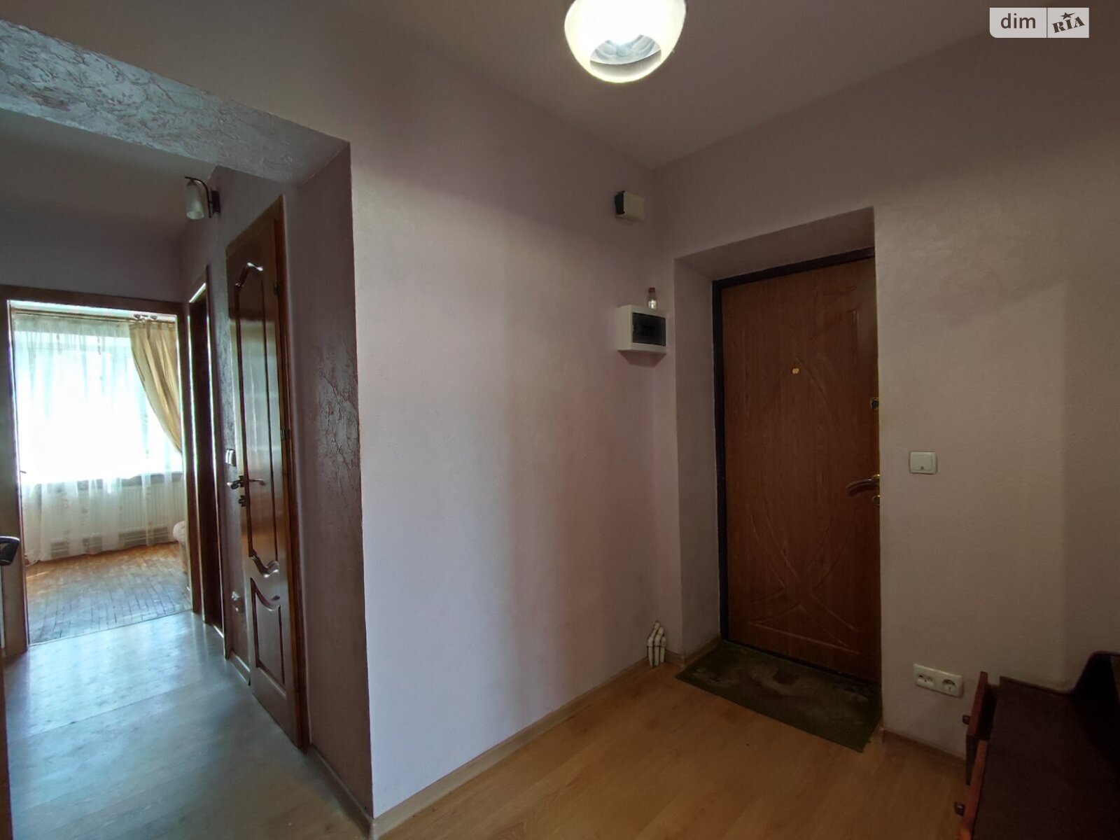 трикімнатна квартира в Івано-Франківську, район Арсенал, на вул. В’ячеслава Чорновола 115 в довготривалу оренду помісячно фото 1