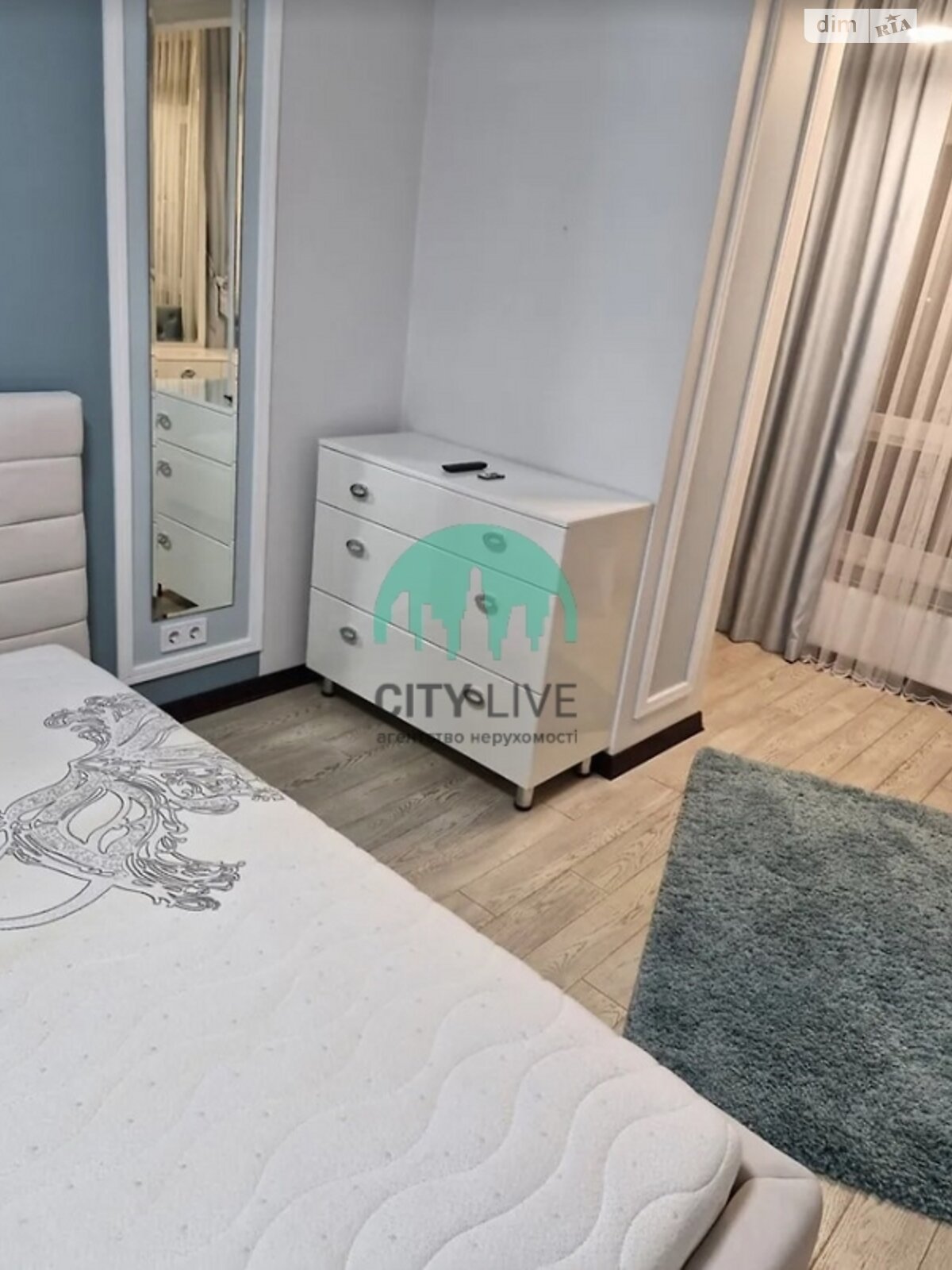 трехкомнатная квартира в Ивано-Франковске, район Бам, на ул. Довженко А. 23А в аренду на долгий срок помесячно фото 1 трехкомнатная квартира в Ивано-Франковске, район Бам, на ул. Довженко А. 23А в аренду на долгий срок помесячно фото 1