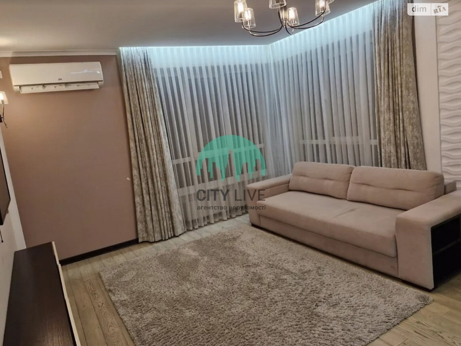 трехкомнатная квартира в Ивано-Франковске, район Бам, на ул. Довженко А. 23А в аренду на долгий срок помесячно фото 1 трехкомнатная квартира в Ивано-Франковске, район Бам, на ул. Довженко А. 23А в аренду на долгий срок помесячно фото 1