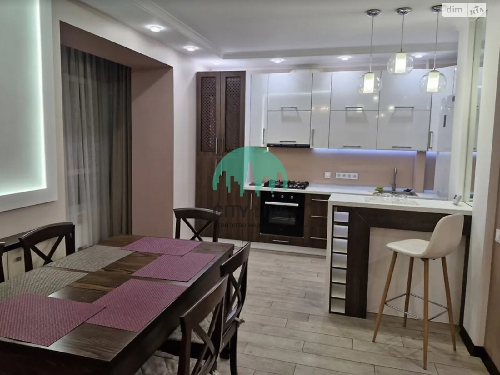 трехкомнатная квартира в Ивано-Франковске, район Бам, на ул. Довженко А. 23А в аренду на долгий срок помесячно фото 1 трехкомнатная квартира в Ивано-Франковске, район Бам, на ул. Довженко А. 23А в аренду на долгий срок помесячно фото 1