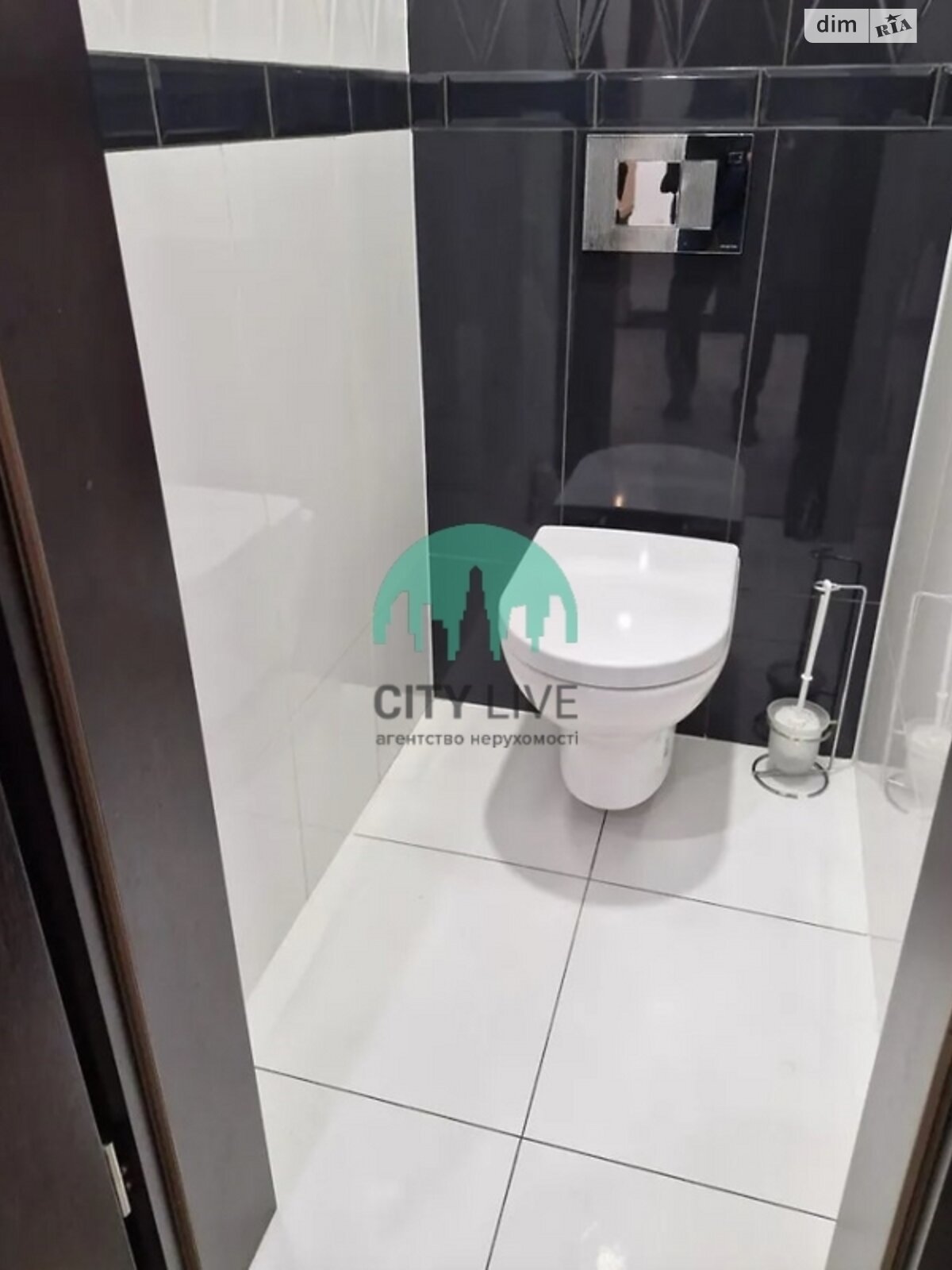 трехкомнатная квартира в Ивано-Франковске, район Бам, на ул. Довженко А. 23А в аренду на долгий срок помесячно фото 1 трехкомнатная квартира в Ивано-Франковске, район Бам, на ул. Довженко А. 23А в аренду на долгий срок помесячно фото 1