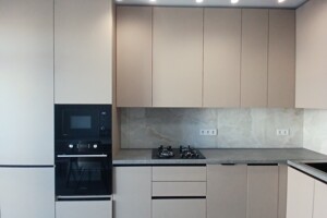 двокімнатна квартира в Івано-Франківську, район Бам, на вул. Довженка О. 31В в довготривалу оренду помісячно фото 2 двокімнатна квартира в Івано-Франківську, район Бам, на вул. Довженка О. 31В в довготривалу оренду помісячно фото 2