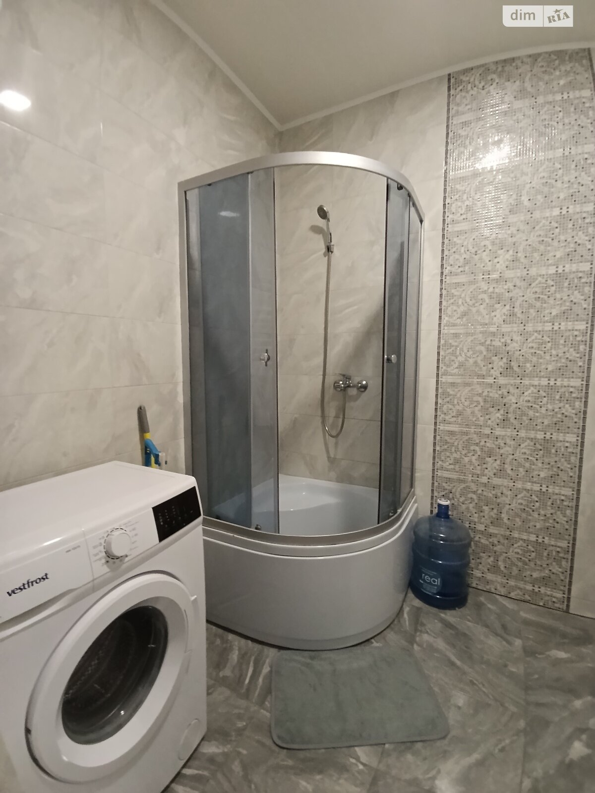 однокімнатна квартира в Івано-Франківську, район Бам, на вул. Приозерна 30 в довготривалу оренду помісячно фото 1 однокімнатна квартира в Івано-Франківську, район Бам, на вул. Приозерна 30 в довготривалу оренду помісячно фото 1