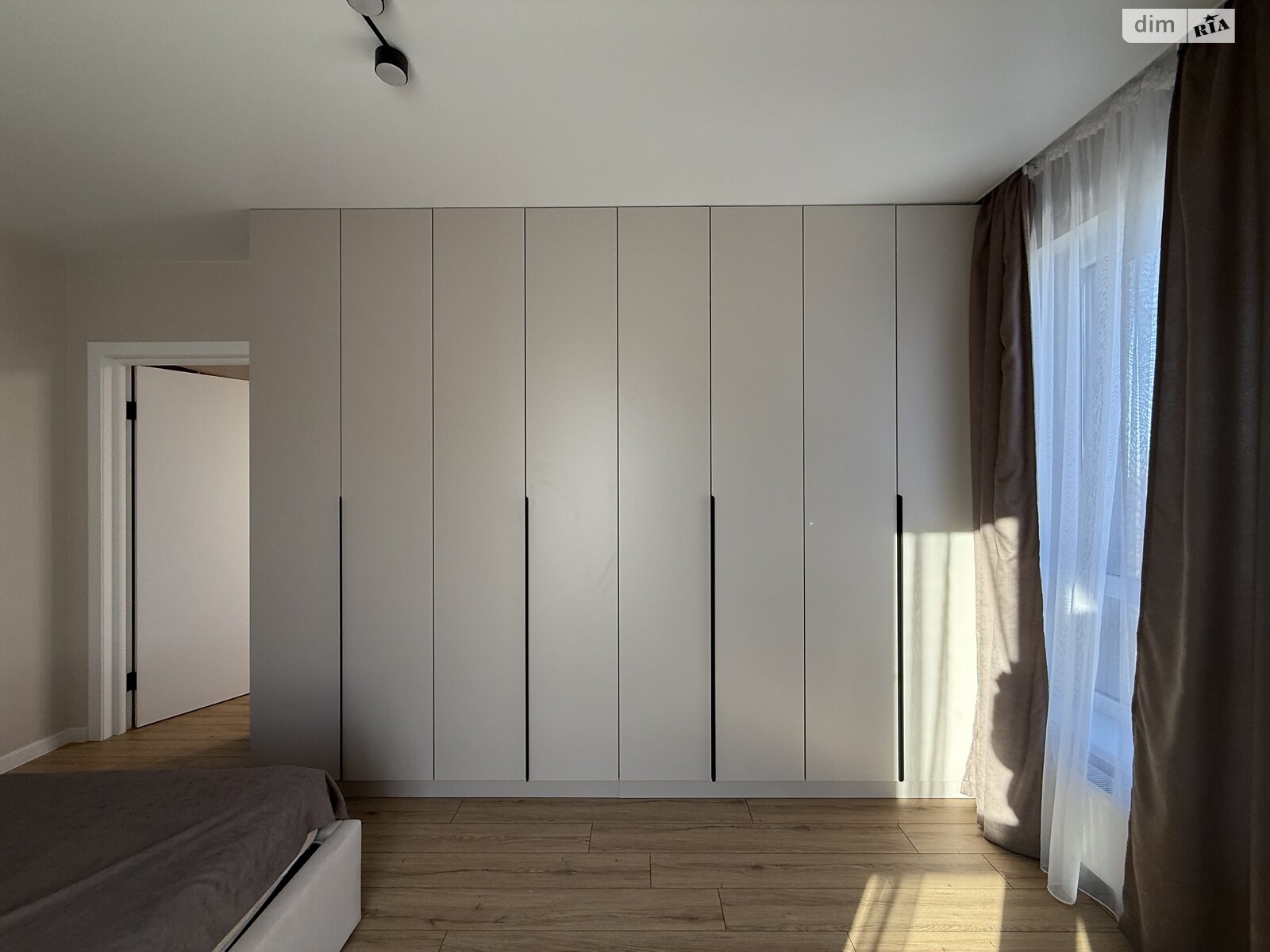 однокомнатная квартира в Ивано-Франковске, на ул. Бандеры Степана 77Б в аренду на долгий срок помесячно фото 1 однокомнатная квартира в Ивано-Франковске, на ул. Бандеры Степана 77Б в аренду на долгий срок помесячно фото 1