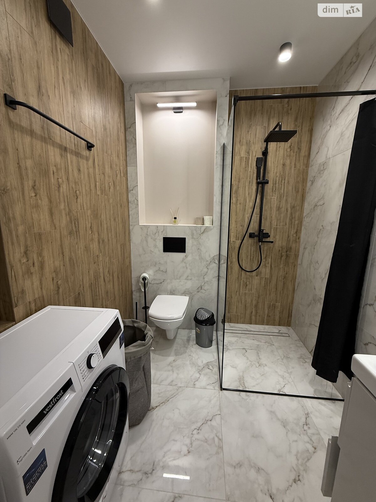 однокомнатная квартира в Ивано-Франковске, на ул. Бандеры Степана 77Б в аренду на долгий срок помесячно фото 1 однокомнатная квартира в Ивано-Франковске, на ул. Бандеры Степана 77Б в аренду на долгий срок помесячно фото 1