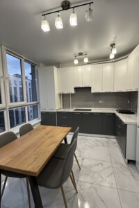 однокомнатная квартира в Ивано-Франковске, район Братья, на ул. Героев Николаева 129А корпус 10, кв. 63 в аренду на долгий срок помесячно фото 2 однокомнатная квартира в Ивано-Франковске, район Братья, на ул. Героев Николаева 129А корпус 10, кв. 63 в аренду на долгий срок помесячно фото 2