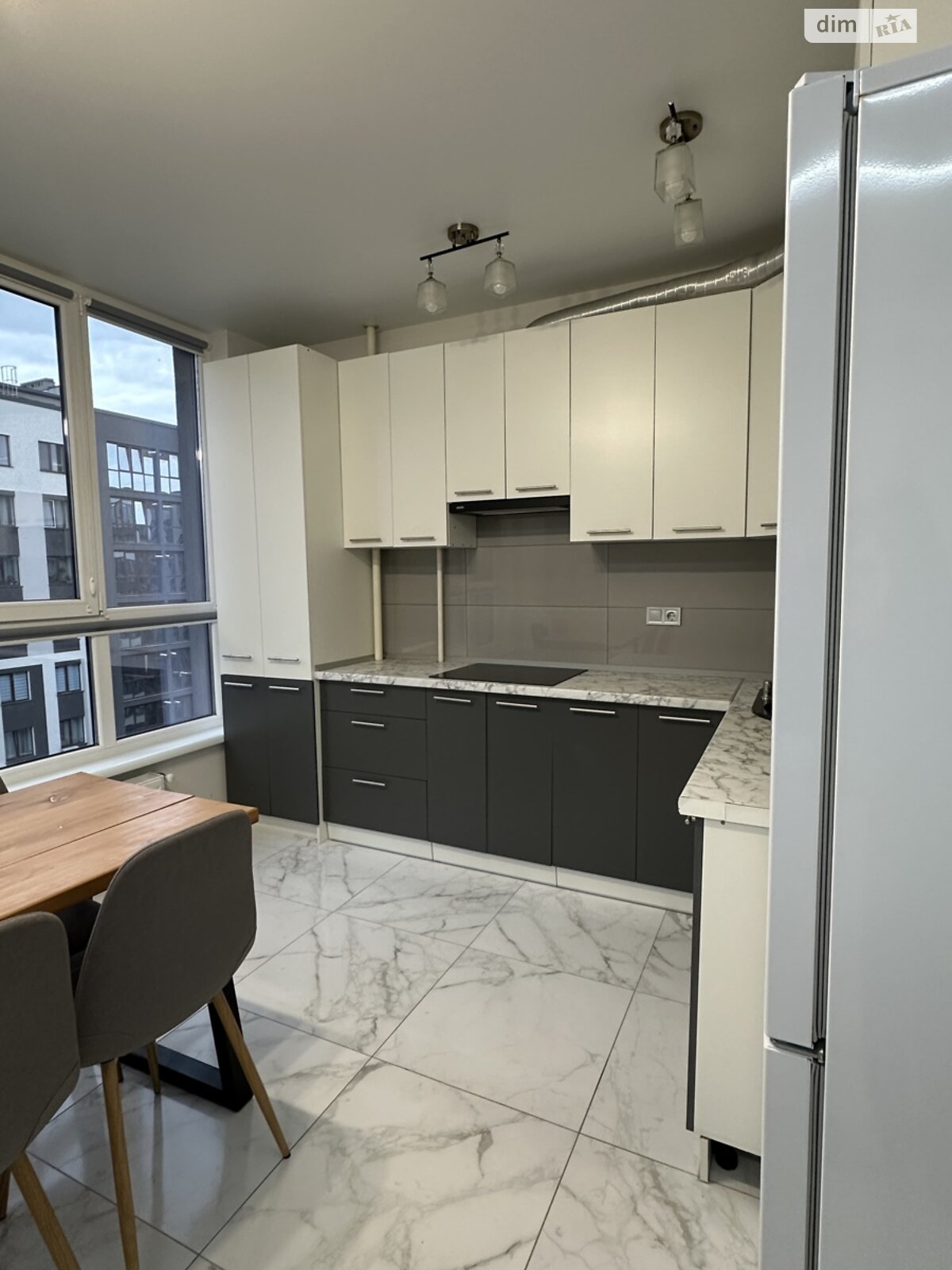 однокомнатная квартира в Ивано-Франковске, район Братья, на ул. Героев Николаева 129А корпус 10, кв. 63 в аренду на долгий срок помесячно фото 1 однокомнатная квартира в Ивано-Франковске, район Братья, на ул. Героев Николаева 129А корпус 10, кв. 63 в аренду на долгий срок помесячно фото 1